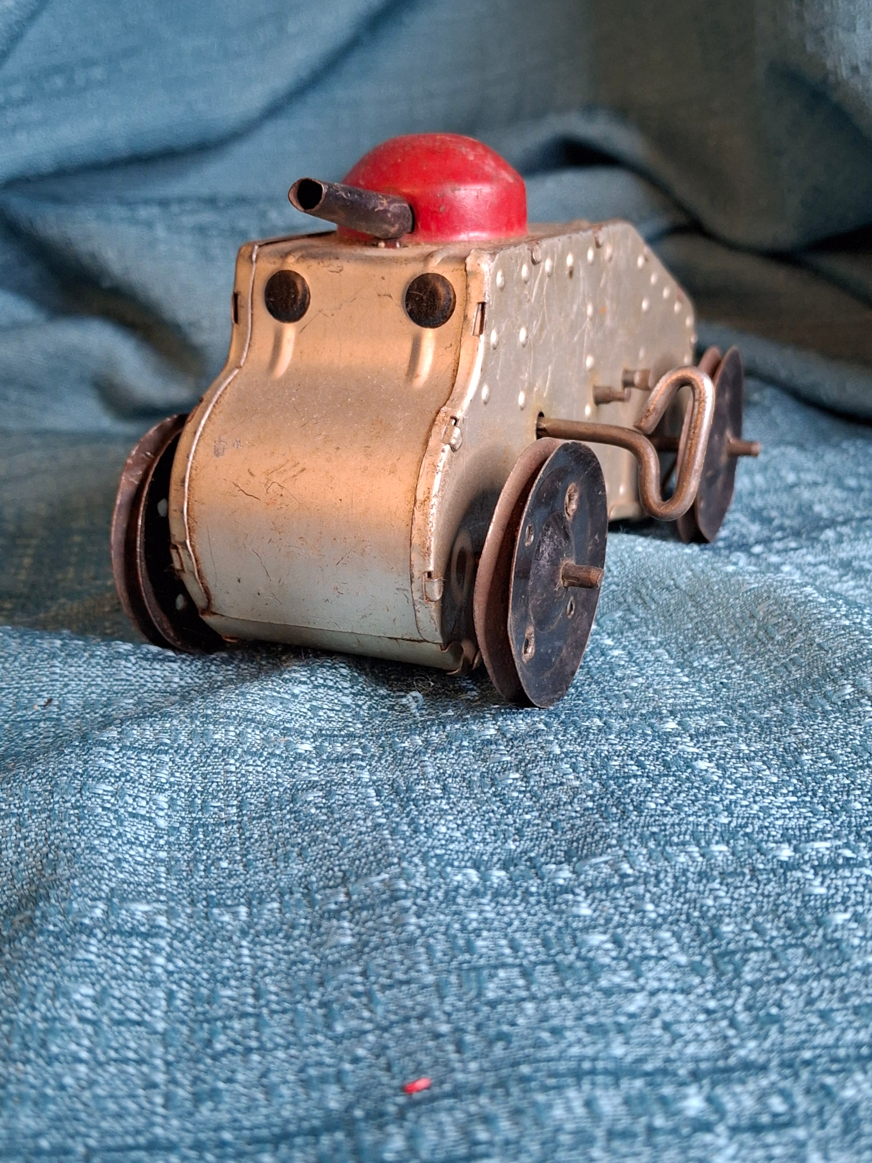 Vtg 1930s Louis Marx Tin Windup Midget Tank Working Red Turret Patent 1244539