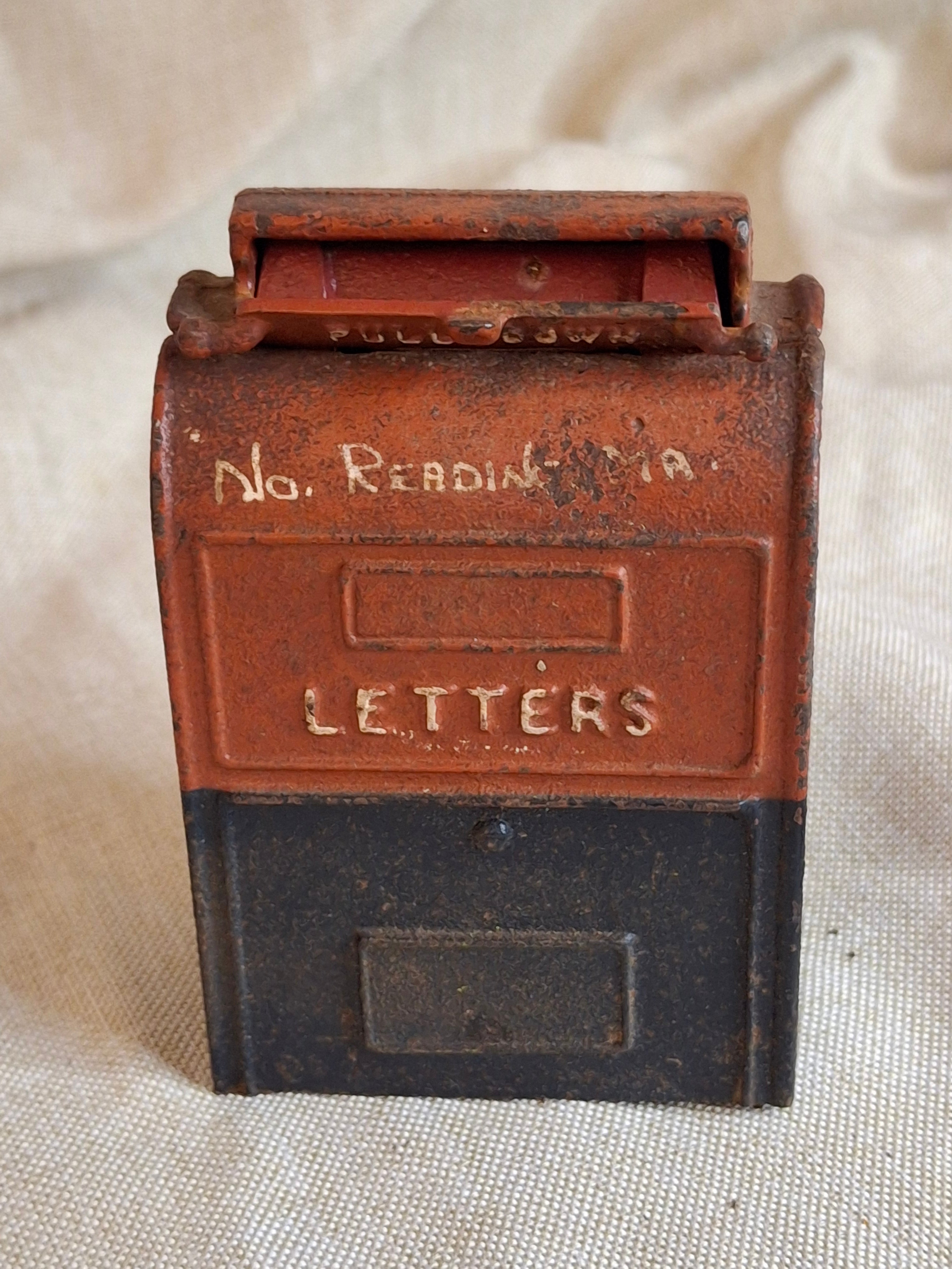 Antique Kenton Cast Iron U.S. Mail Still Bank No. Reading MA Red Black 1912-1931