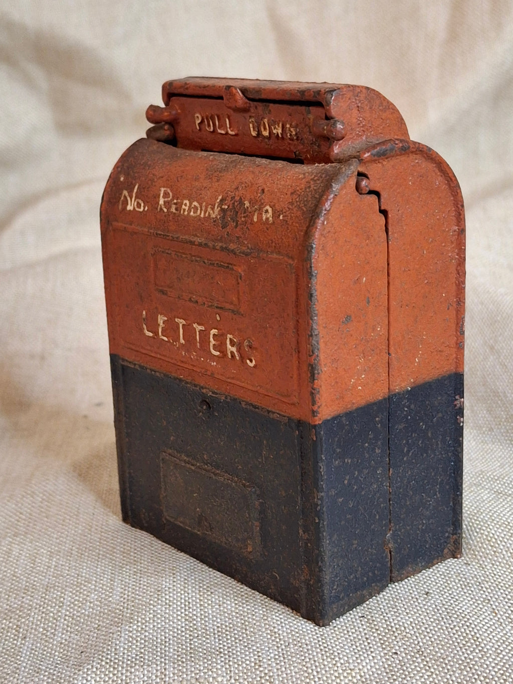Antique Kenton Cast Iron U.S. Mail Still Bank No. Reading MA Red Black 1912-1931