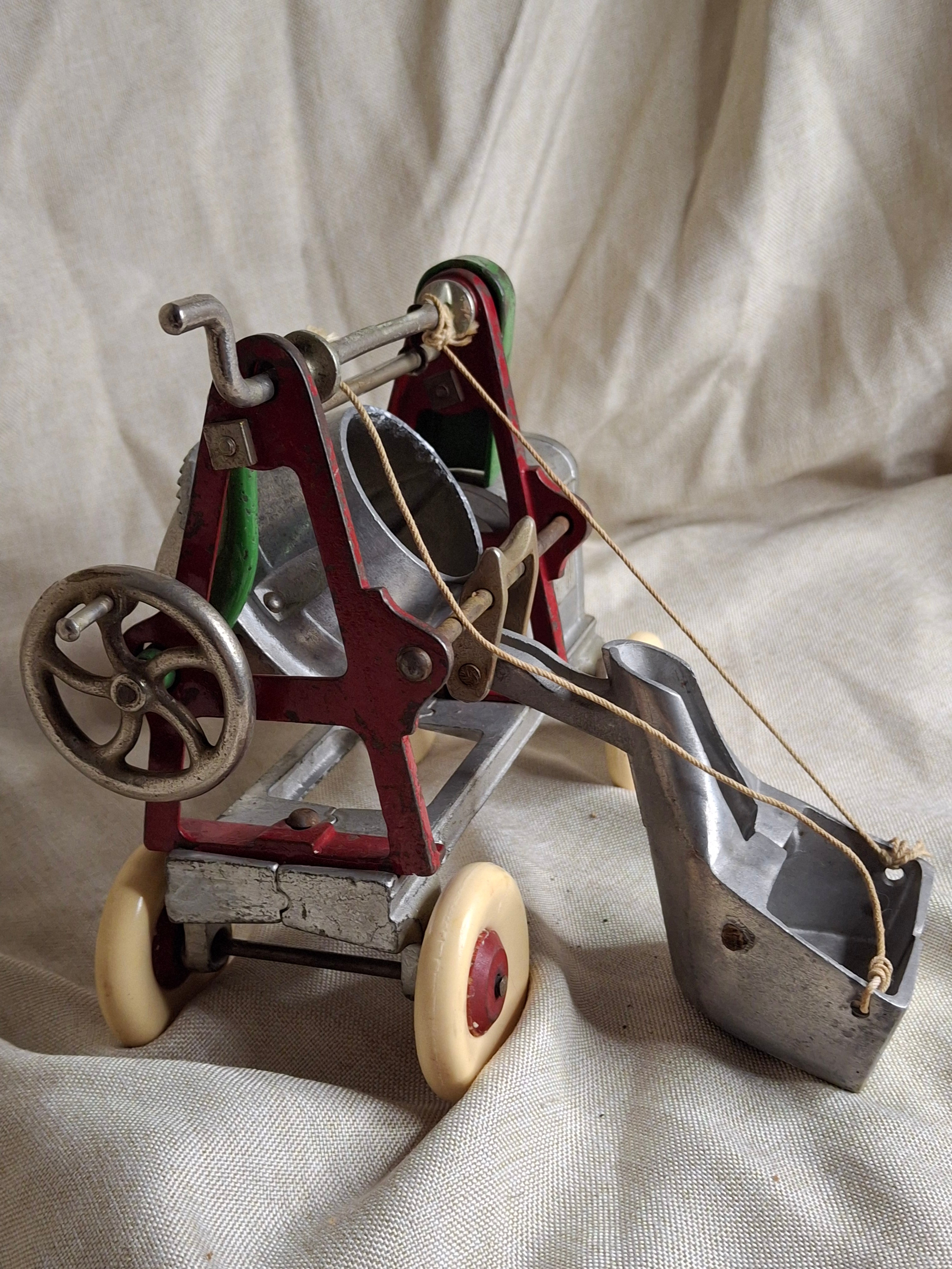 Antique Kenton Jaeger Cement Mixer XL Largest Series Cast Iron & Aluminum Toy