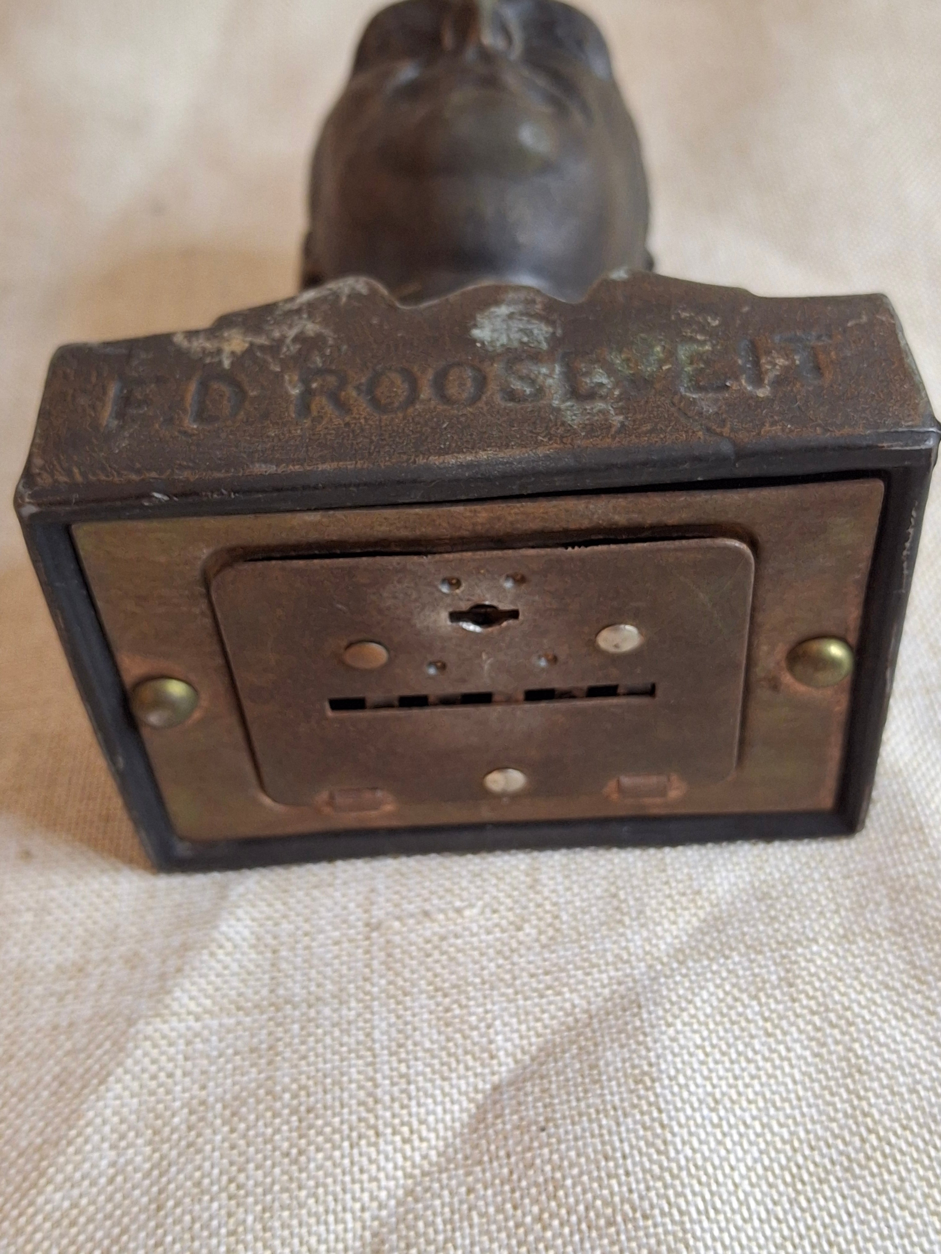 Antique Kenton Toys FDR Franklin Roosevelt Cast Iron "New Deal" Bust Still Bank c. 1935