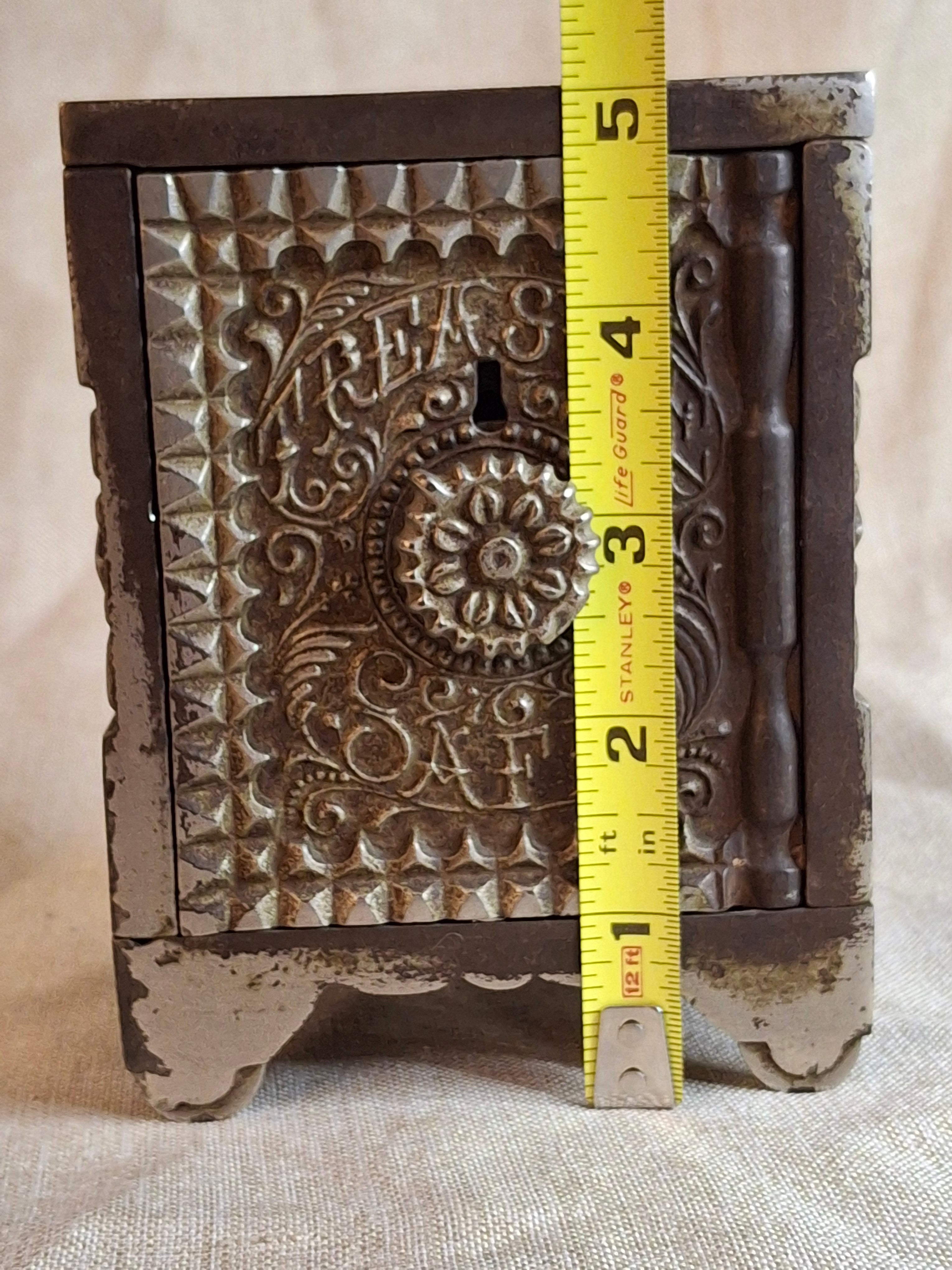 Lrg Antique J.E. STEVENS Cast Iron TREASURE SAFE Bank No. 45 Patd 1897 Cromwell CT