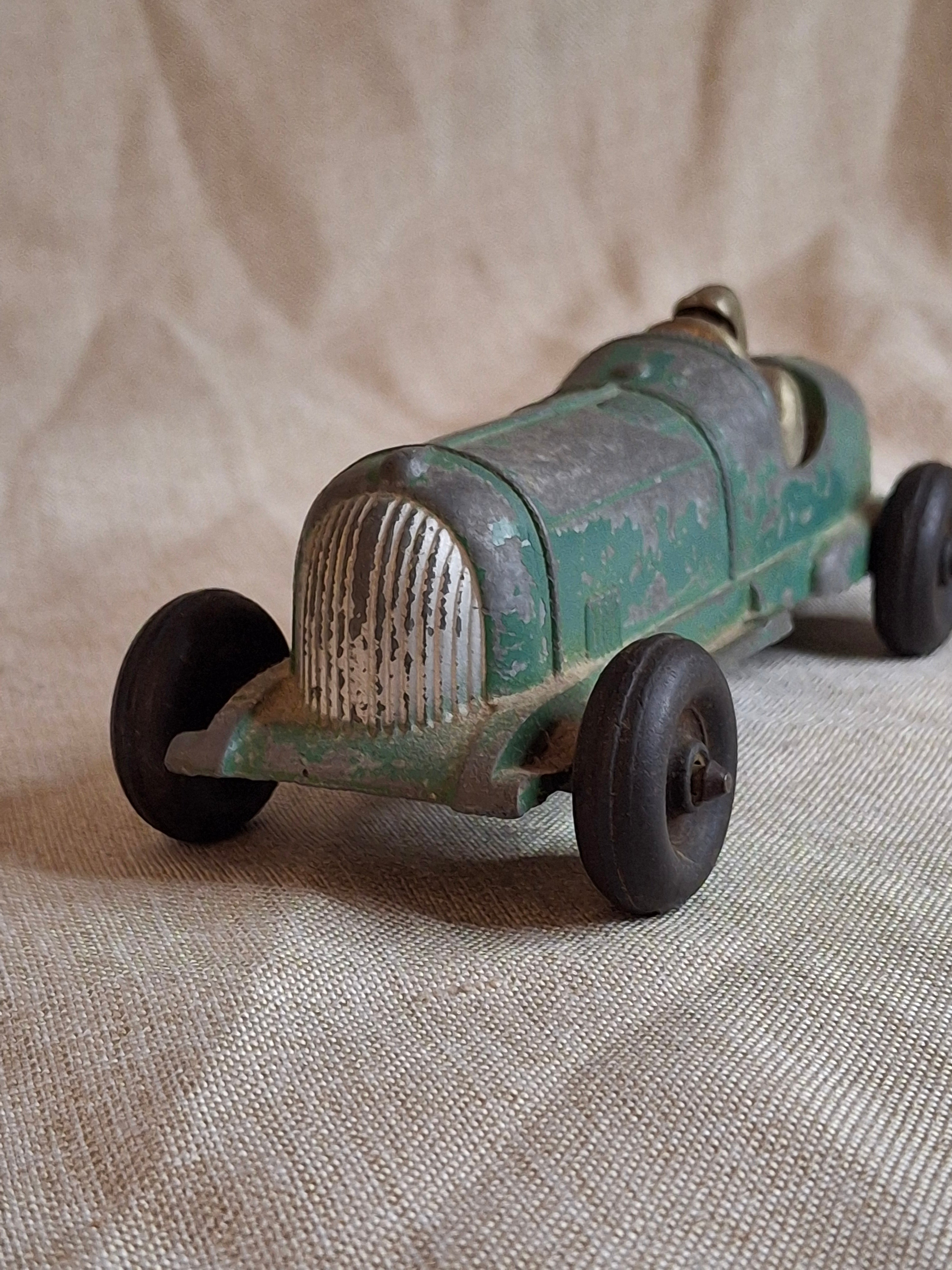 Vintage Hubley Kiddie Toy No. 457 Die-Cast #5 Race Car Green 6.75" USA 1940s