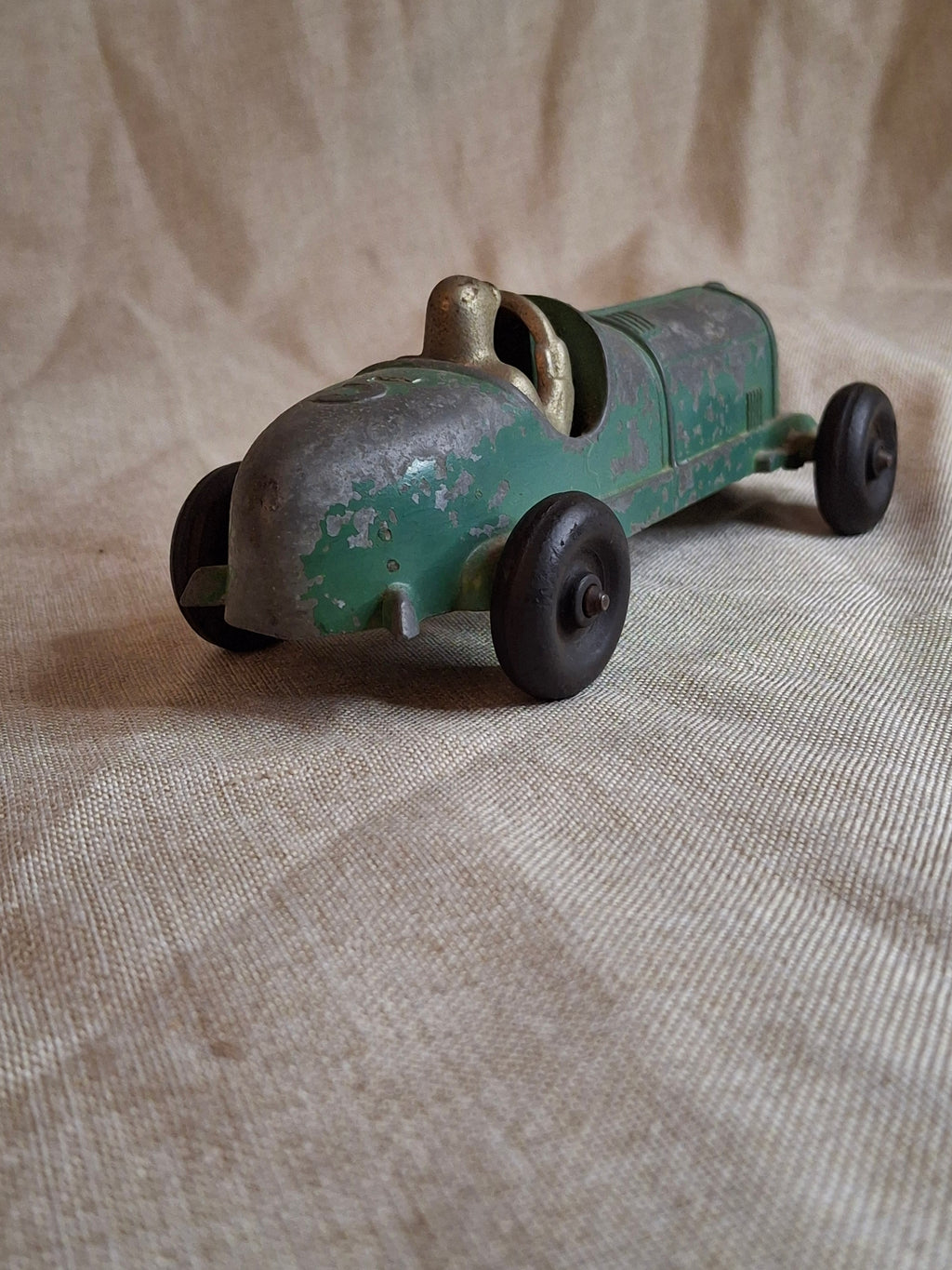Vintage Hubley Kiddie Toy No. 457 Die-Cast #5 Race Car Green 6.75" USA 1940s