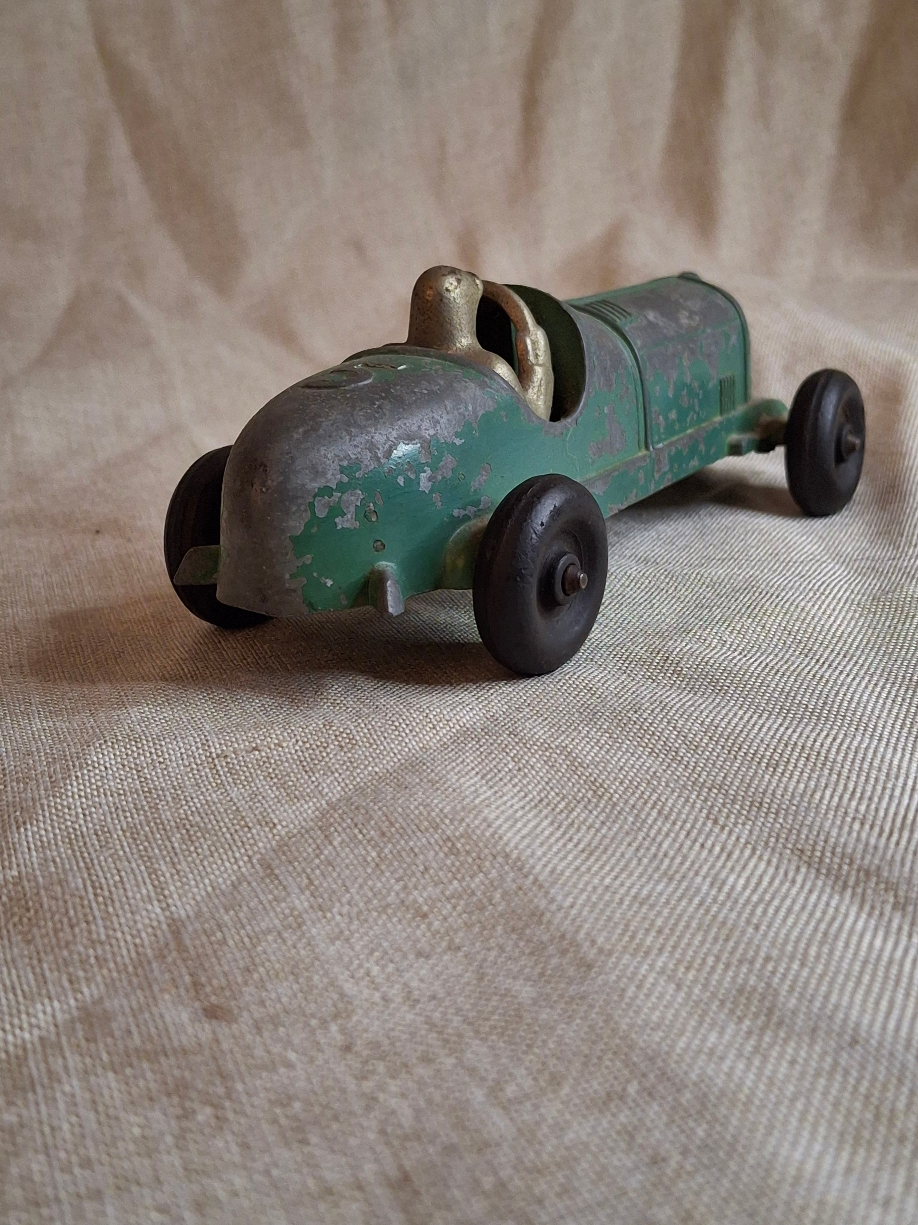 Vintage Hubley Kiddie Toy No. 457 Die-Cast #5 Race Car Green 6.75" USA 1940s