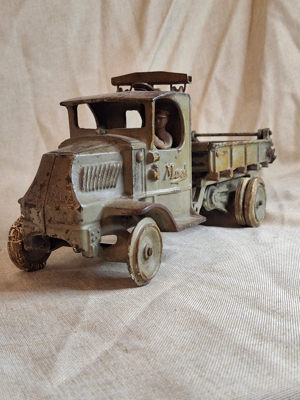 Antique ARCADE Cast Iron MACK AC Dump Truck Large 11.5" Original Paint & Driver c. 1925