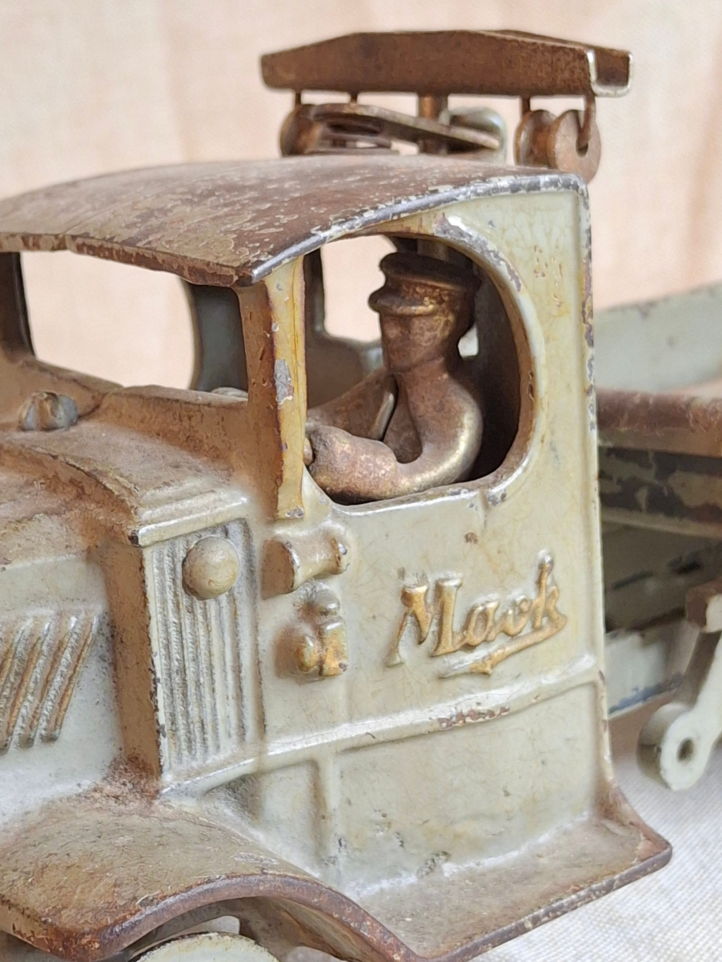 Antique ARCADE Cast Iron MACK AC Dump Truck Large 11.5" Original Paint & Driver c. 1925