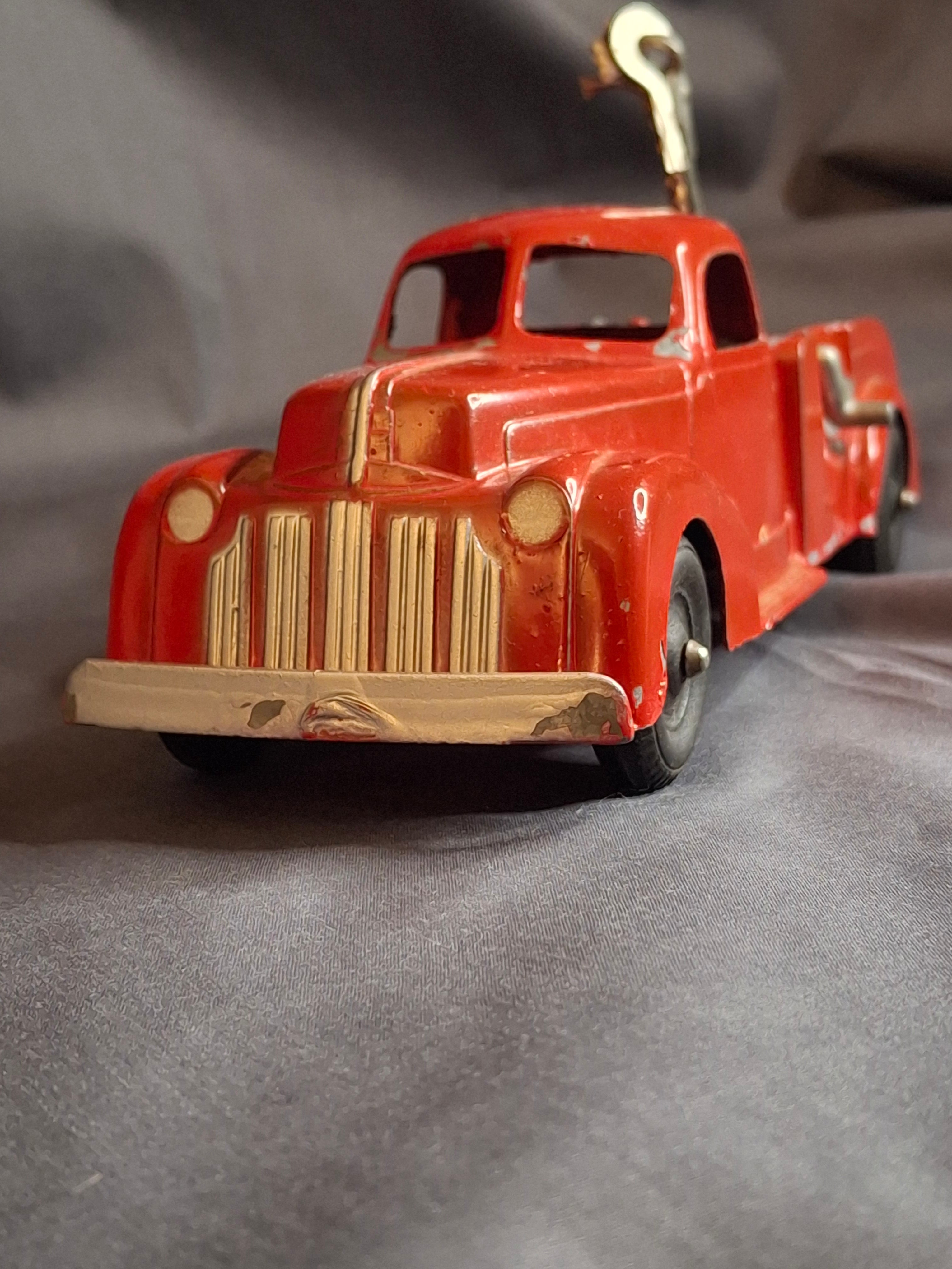Vintage Hubley Kiddie Toy #474 Tow Truck Wrecker + Original Box | Working Winch | 1940s Die-Cast