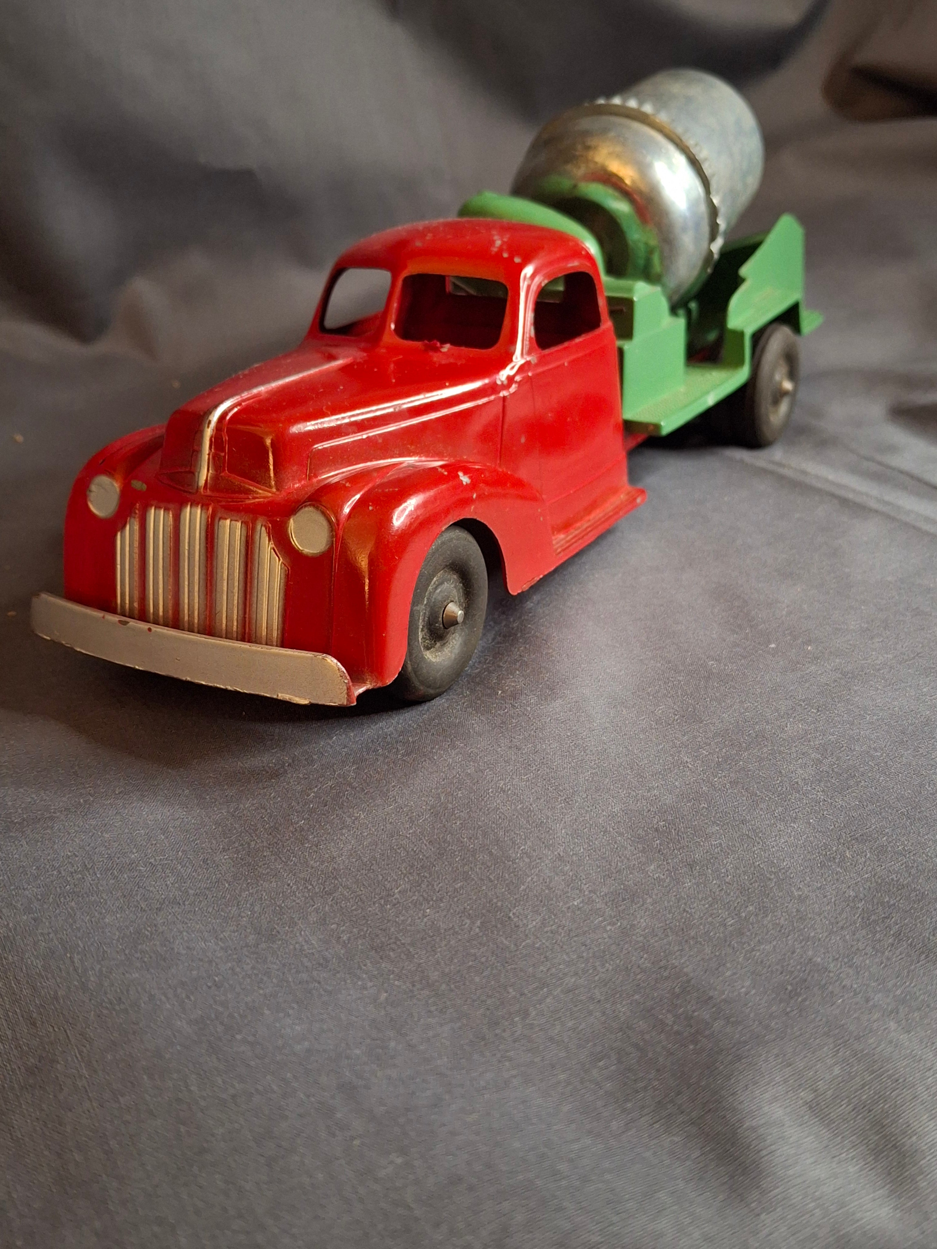 Vintage Hubley Kiddie Toy No. 470 Cement Mixing Truck with Original Box | 1940s Die-Cast Red & Green Mixer | Lancaster, PA USA