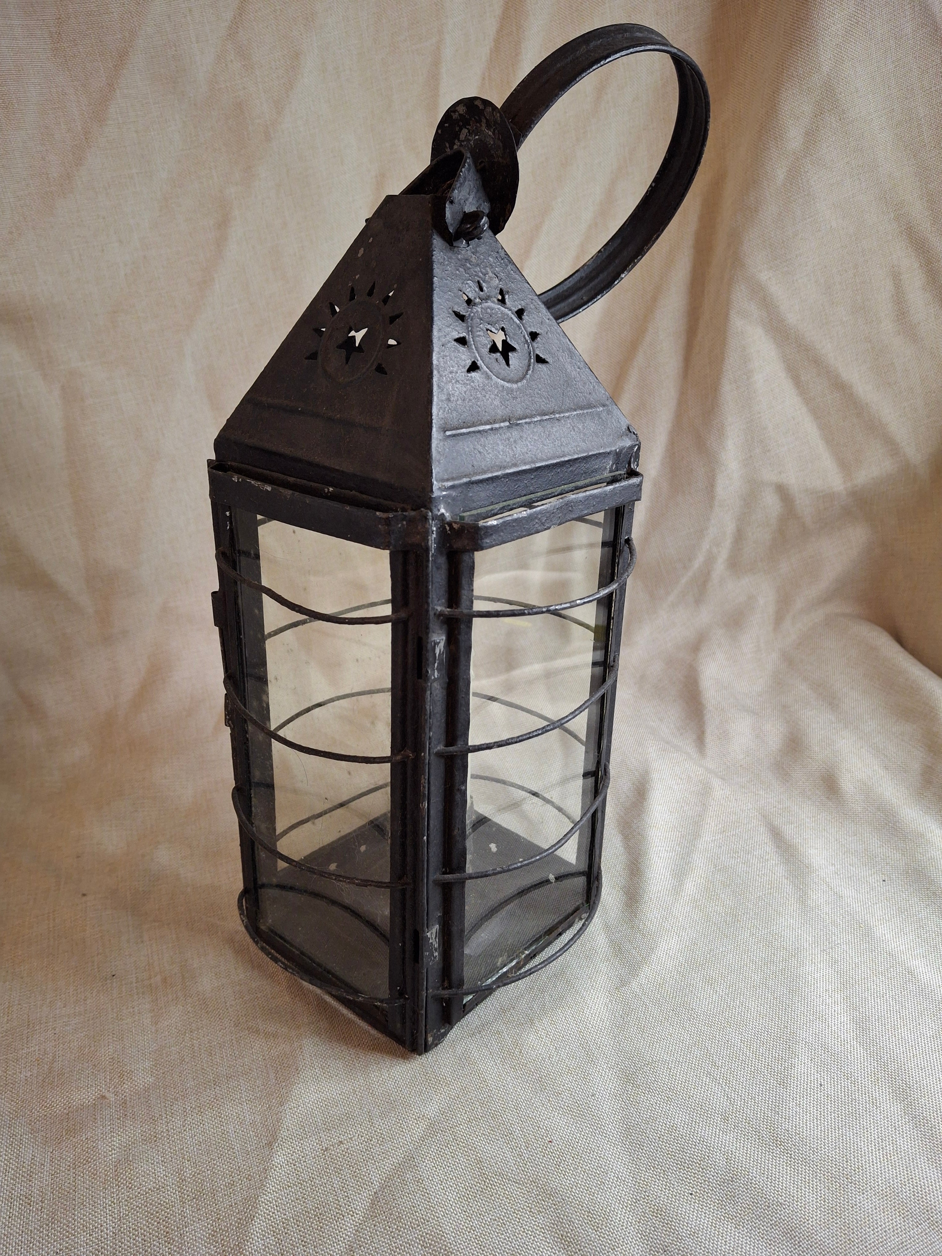 Lanterns – Light and Legacy
