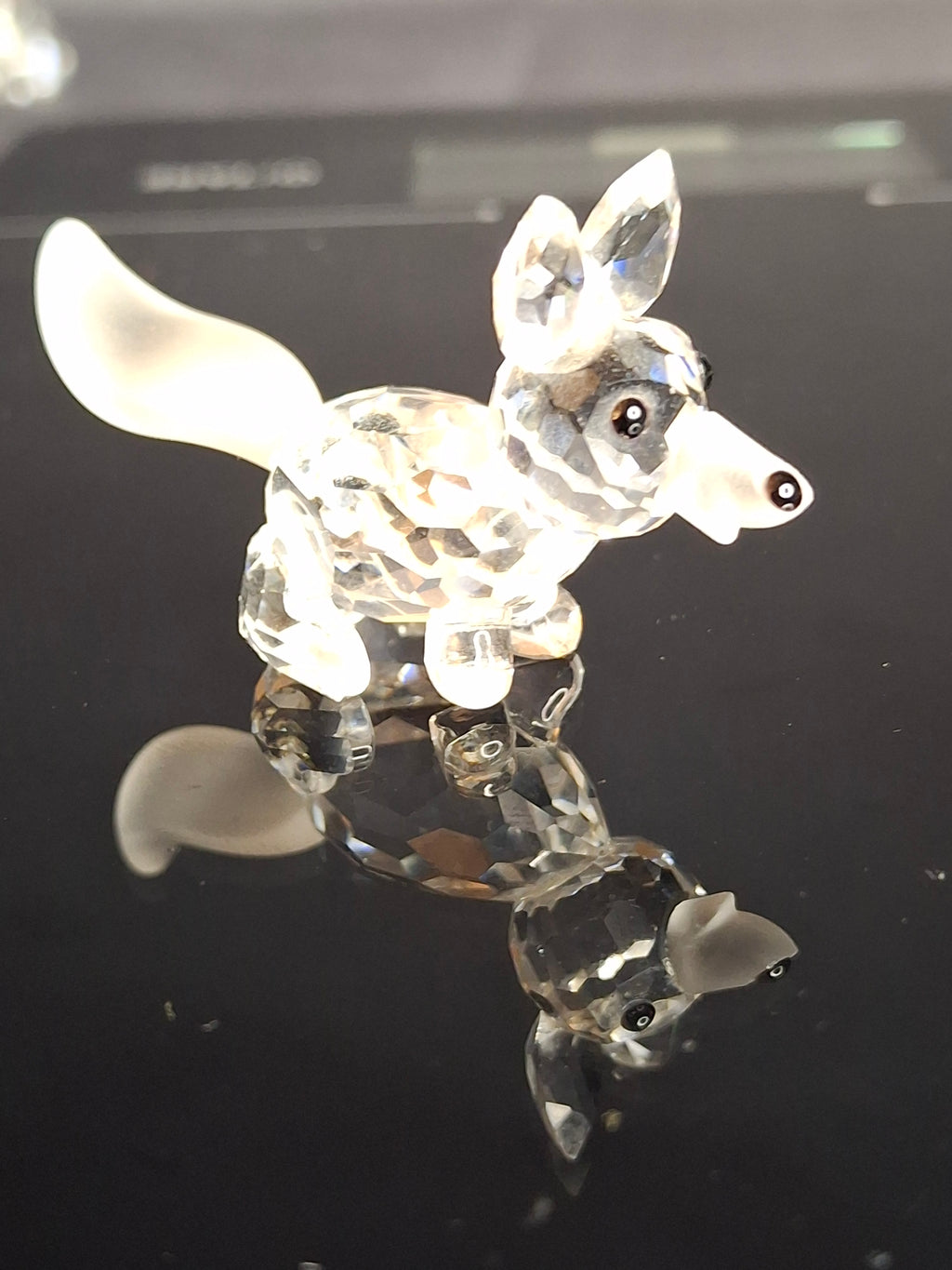 Swarovski Crystal Fox Figurine Small Frosted Tail 010014 Woodland Friends Signed