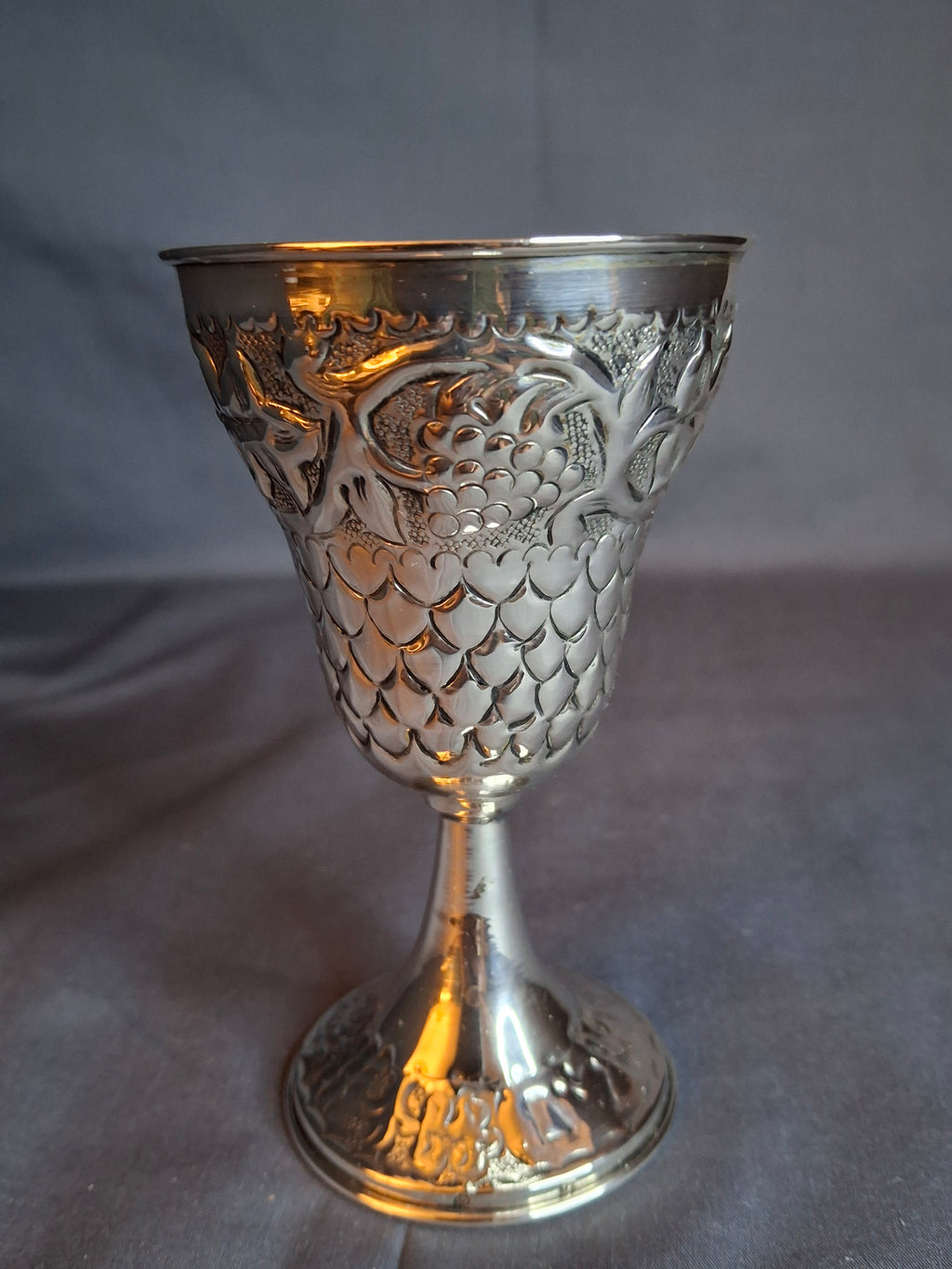 Vintage Bier Jerusalem Solid Silver Kiddush Cup - Hand-Chased Repoussé Grapes - Artisan "Ben" Hallmark