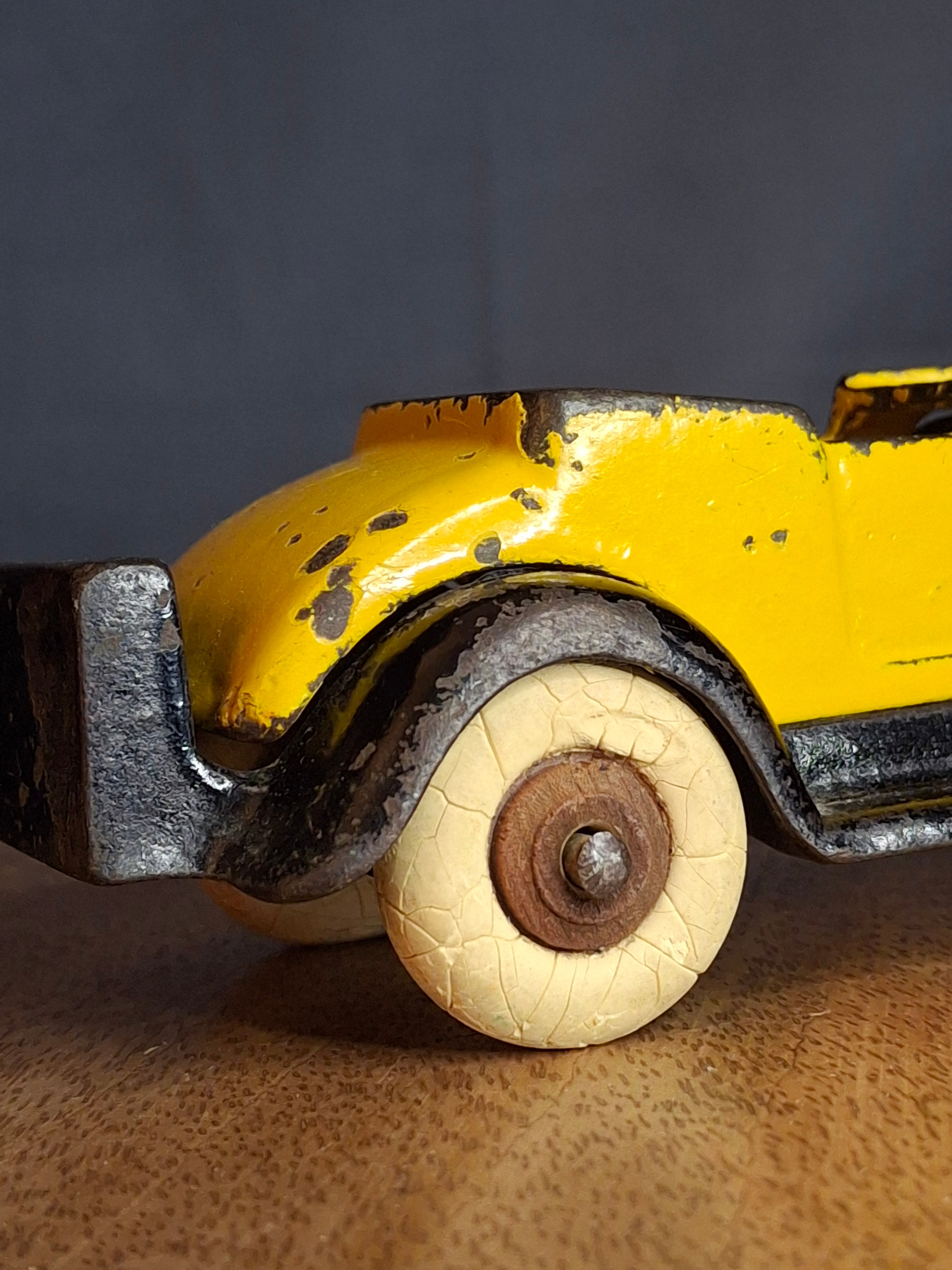 Rare 6" Deluxe Size Hubley Take-a-Part Roadster Yellow & Black Cast Iron 1933
