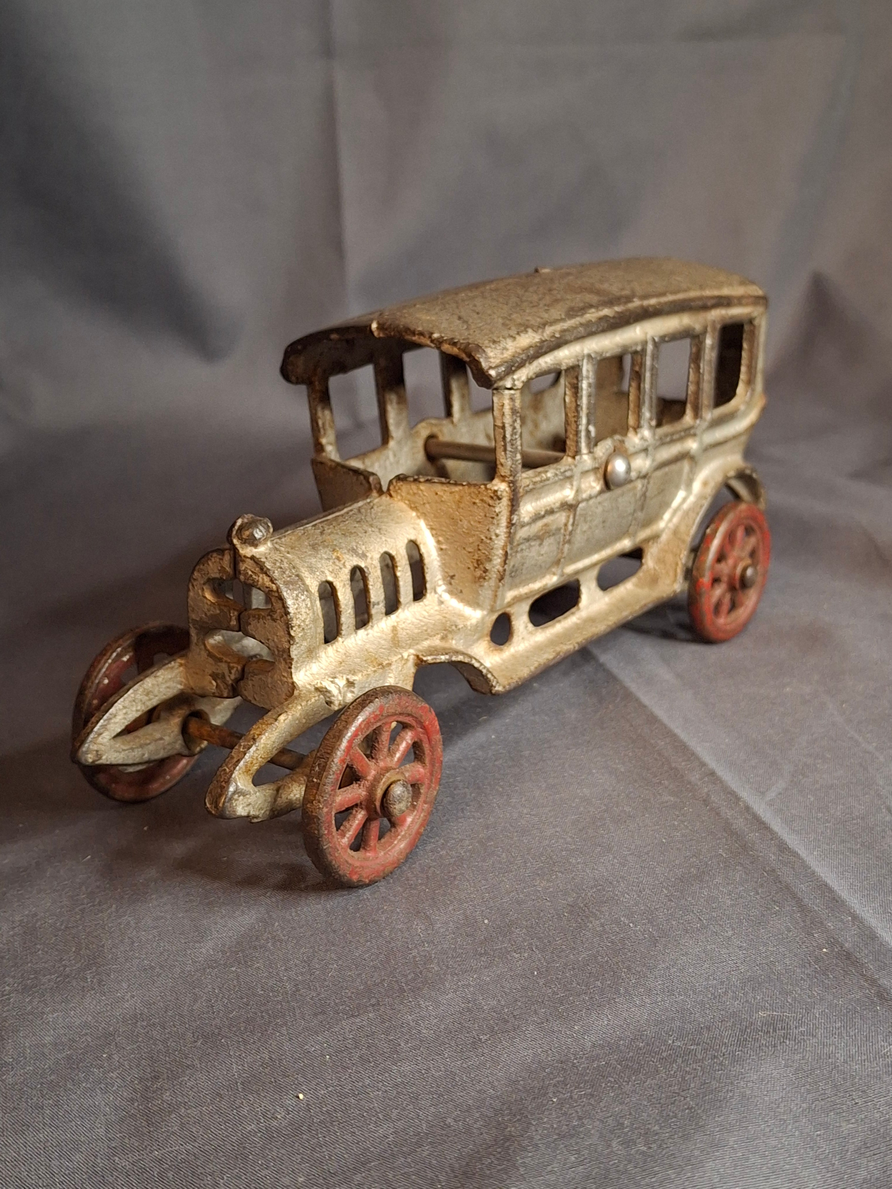 Antique 1920s Cast Iron Sedan Toy Car – Original Silver Paint – 6.5" Hubley / Kenton Era