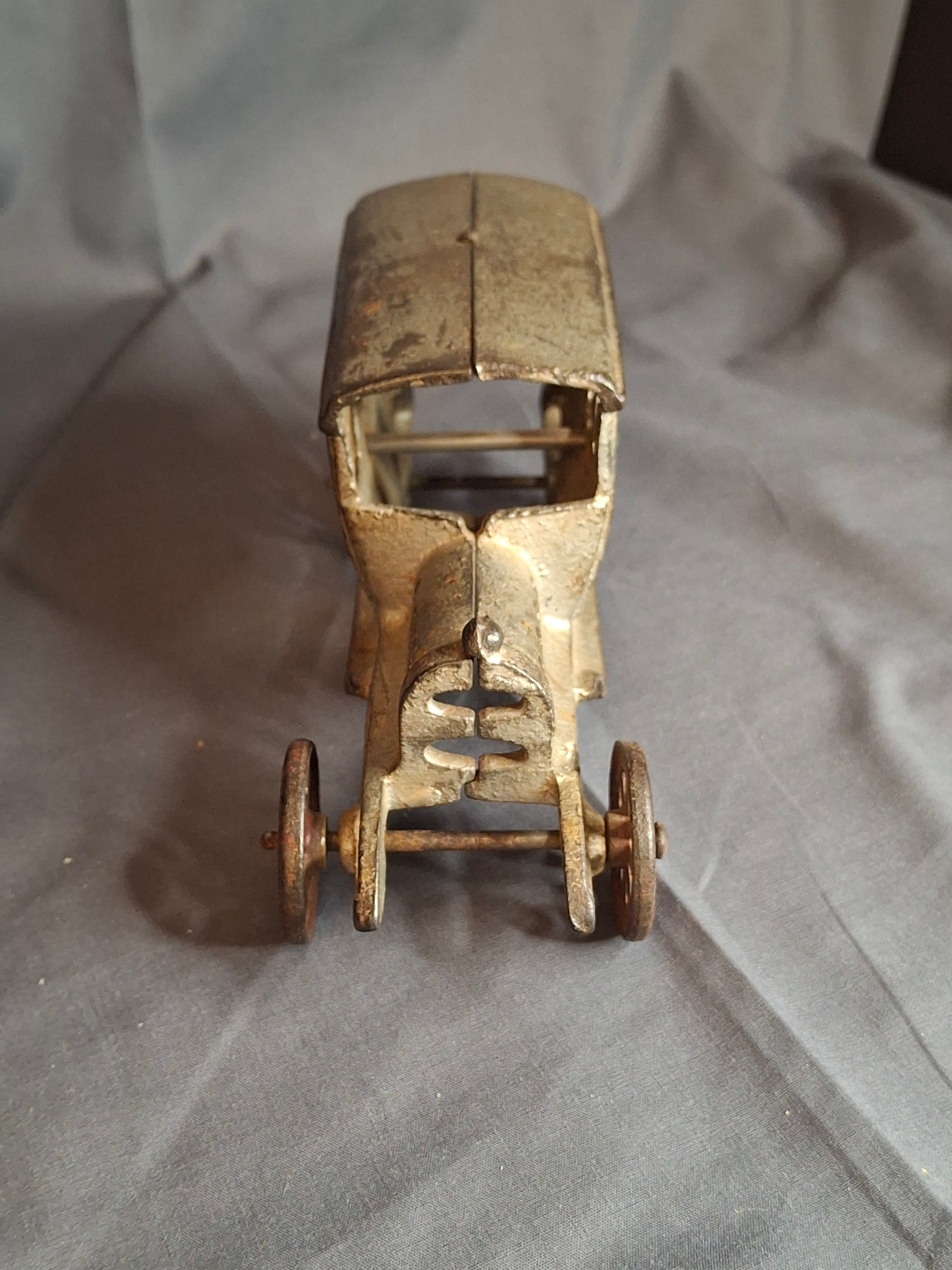 Antique 1920s Cast Iron Sedan Toy Car – Original Silver Paint – 6.5" Hubley / Kenton Era