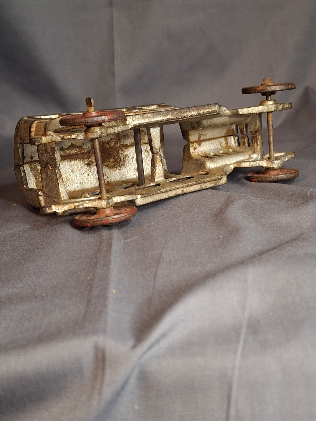 Antique 1920s Cast Iron Sedan Toy Car – Original Silver Paint – 6.5" Hubley / Kenton Era