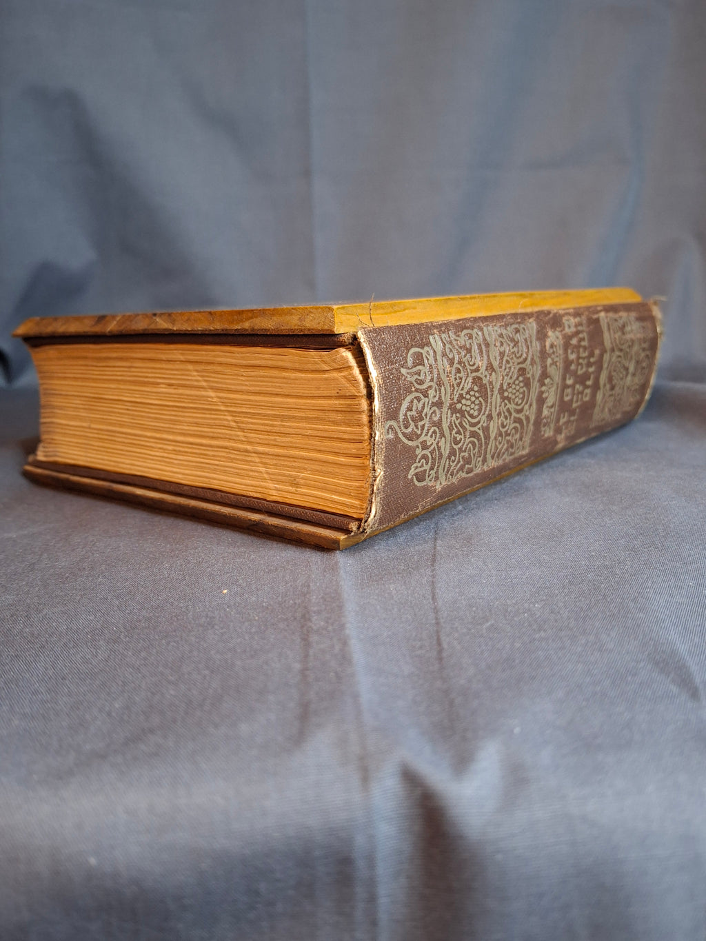 Antique Bezalel Olive Wood Siddur Jewish Prayer Book Jerusalem c1920 Rachel’s Tomb