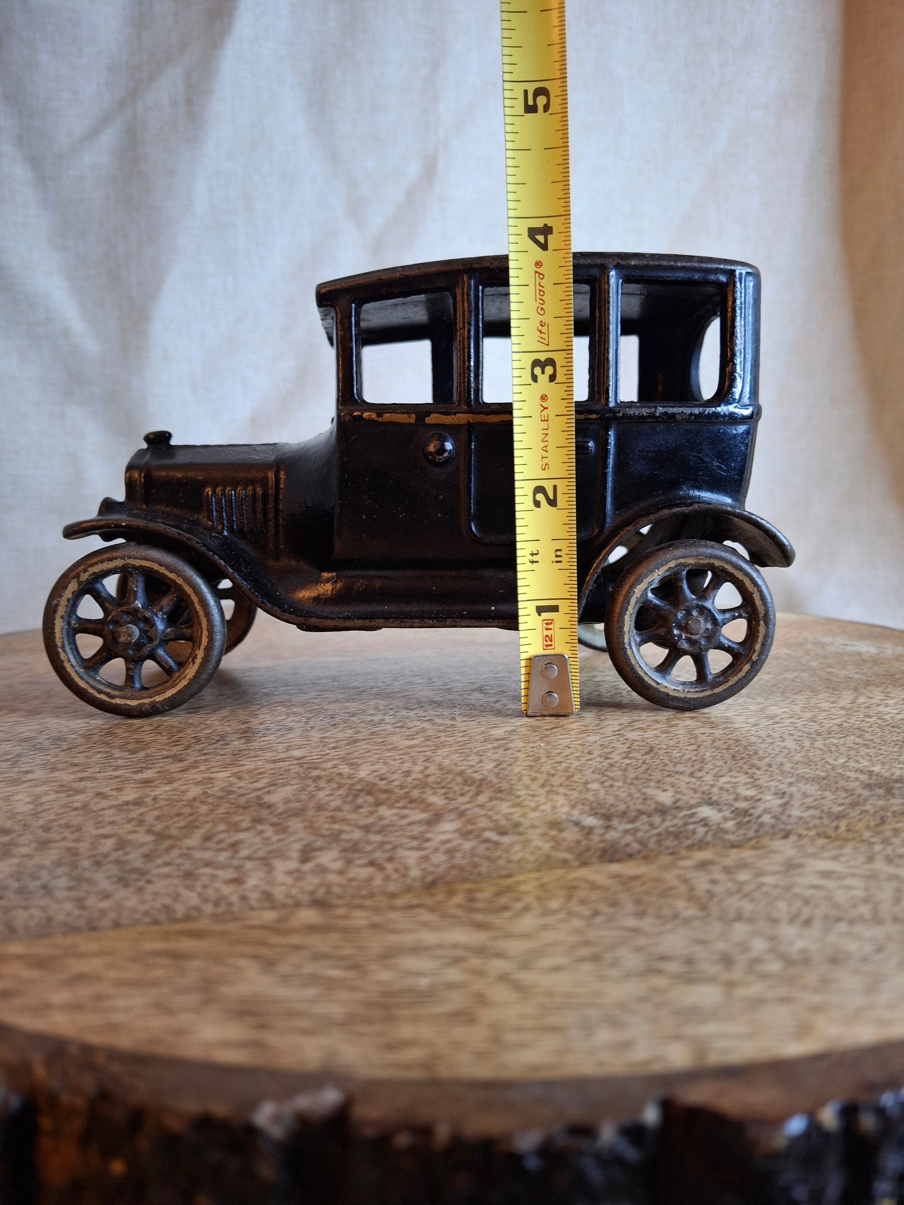 Antique Arcade Cast Iron Ford Model T Tudor Sedan Toy c. 1925 100% Original Paint Gold Striping White Wheels 5"