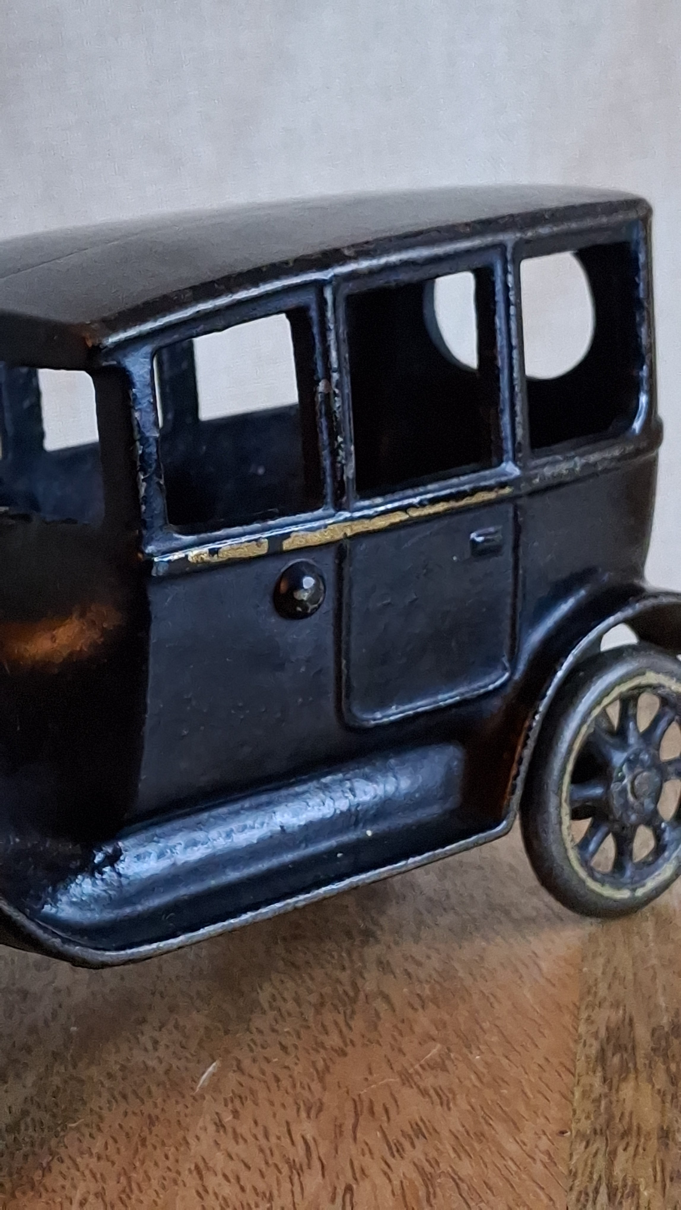 Antique Arcade Cast Iron Ford Model T Tudor Sedan Toy c. 1925 100% Original Paint Gold Striping White Wheels 5"