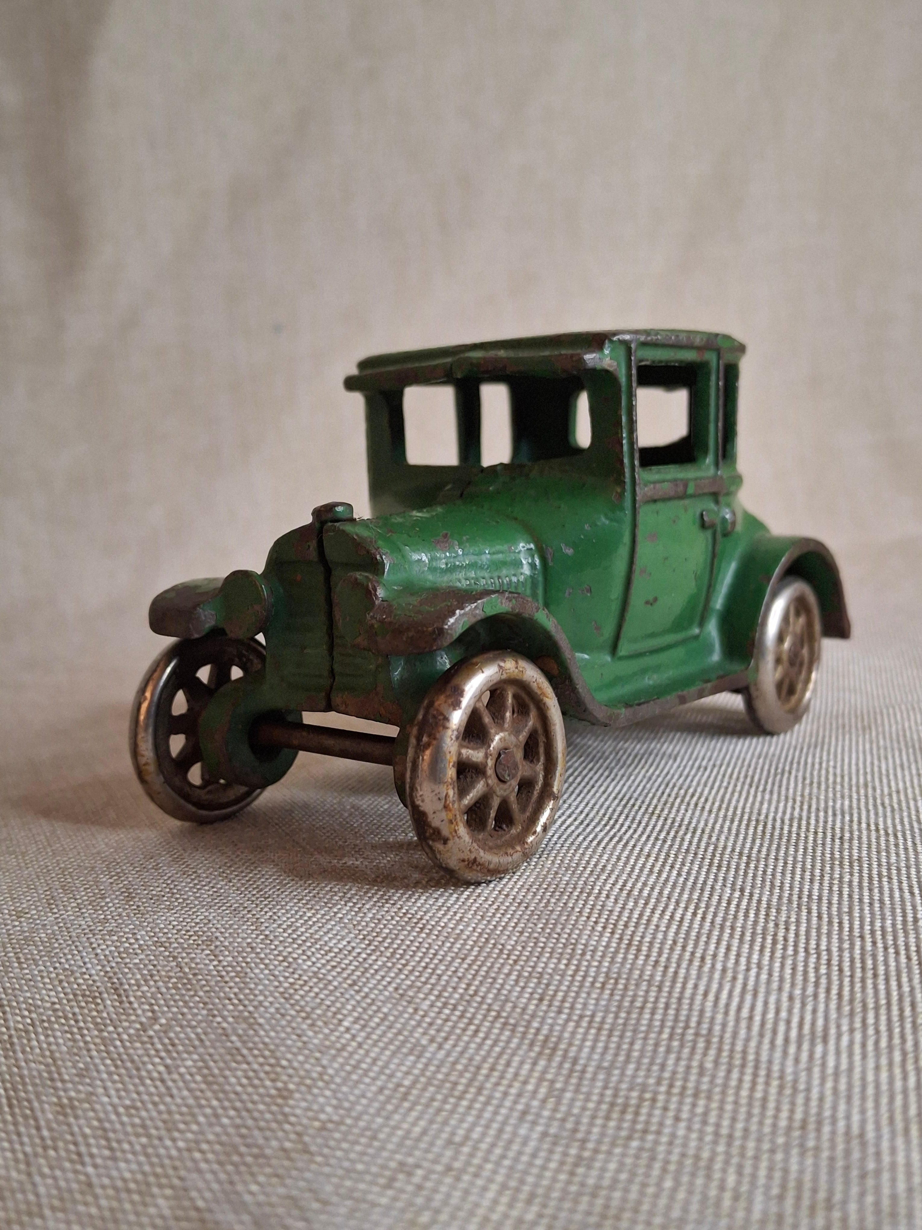 Antique Arcade Cast Iron Ford Model A Coupe Green Toy Car 5" Freeport ILL 1920s