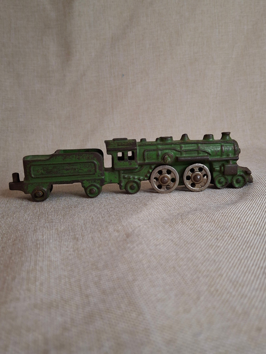 Antique Kilgore Cast Iron Toy Train Locomotive & Tender, Original Green Paint c. 1930s
