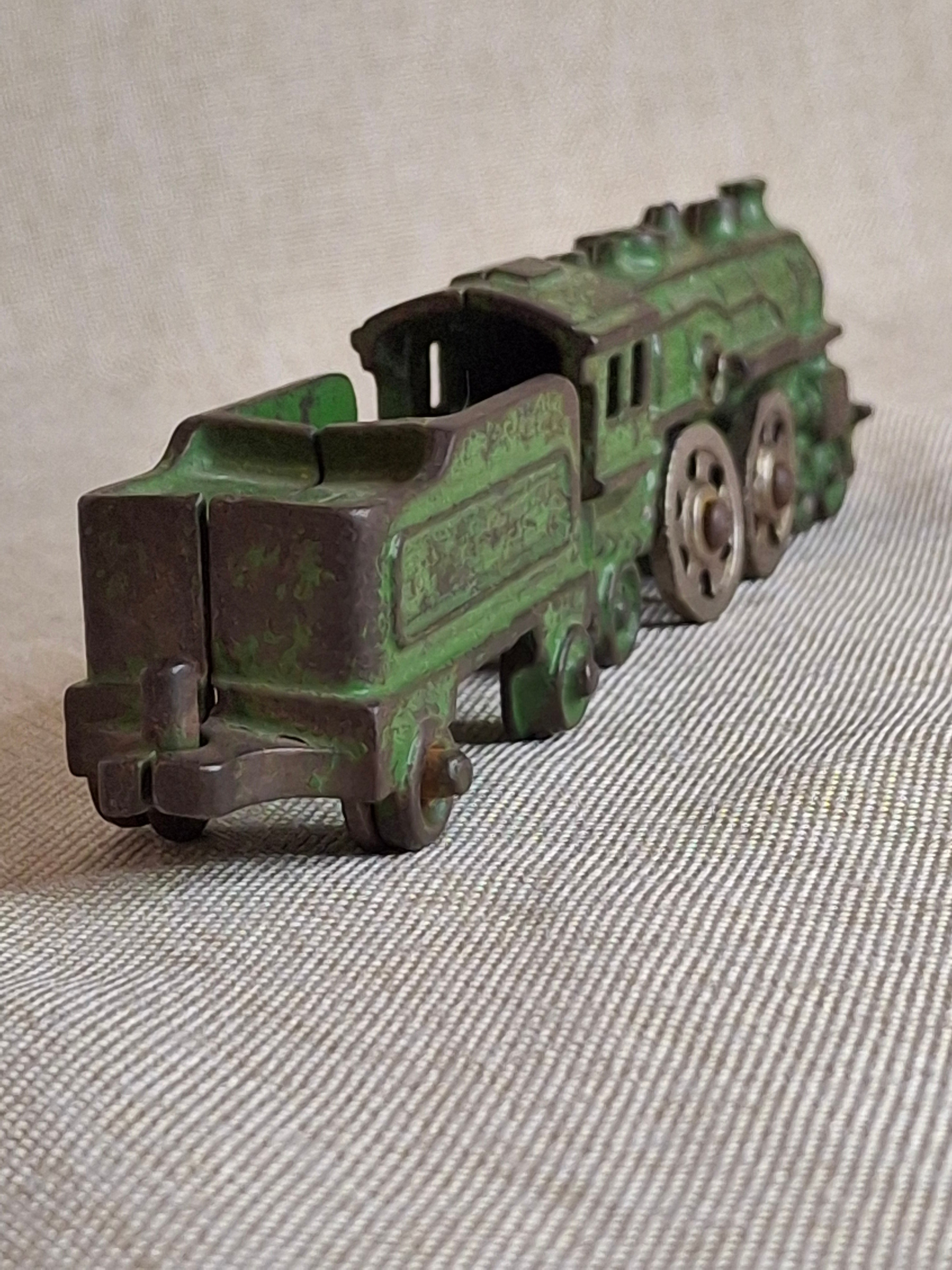 Antique Kilgore Cast Iron Toy Train Locomotive & Tender, Original Green Paint c. 1930s