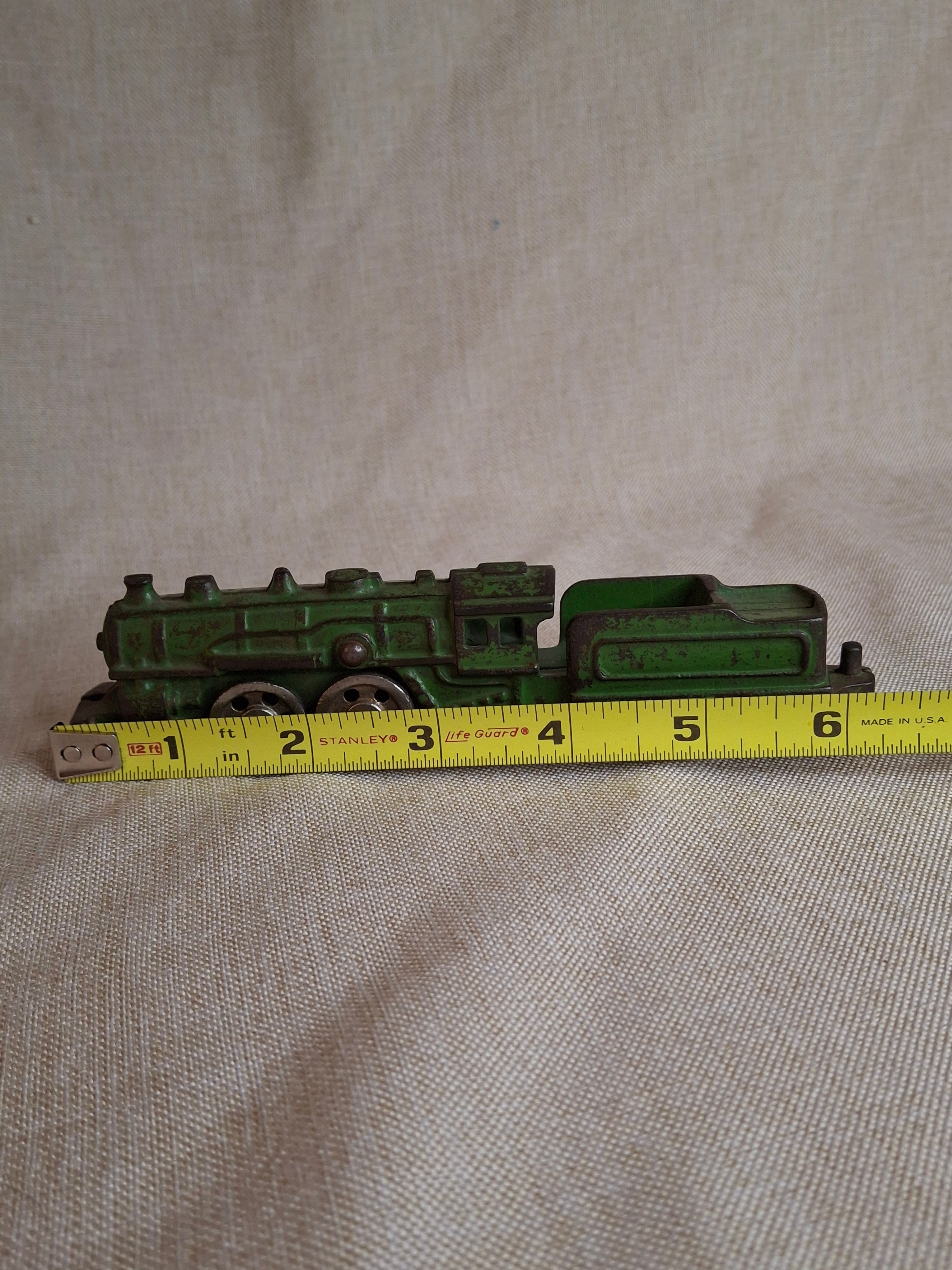 Antique Kilgore Cast Iron Toy Train Locomotive & Tender, Original Green Paint c. 1930s