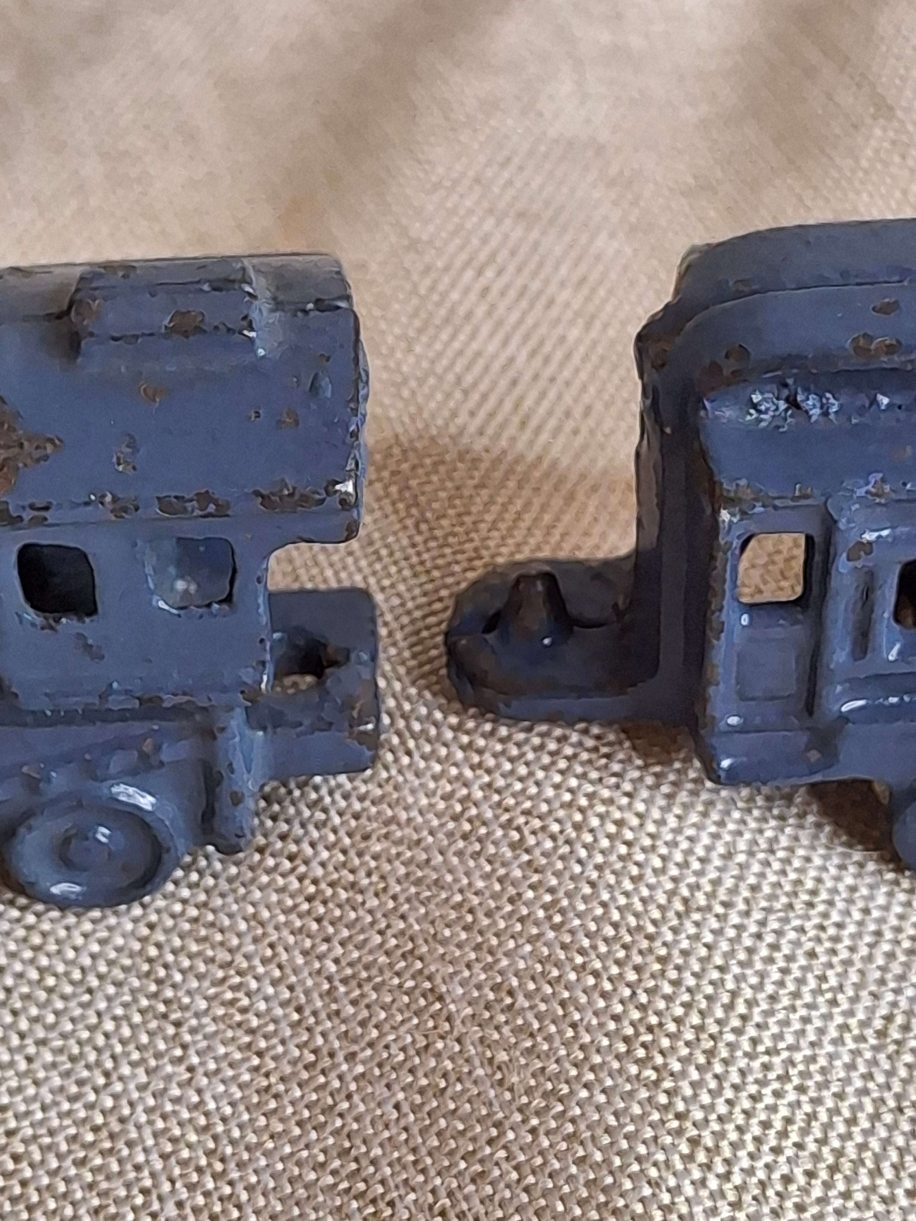 Antique Pre-War Kilgore Cast Iron Toy Floor Train Set – 3 Pieces Blue Paint