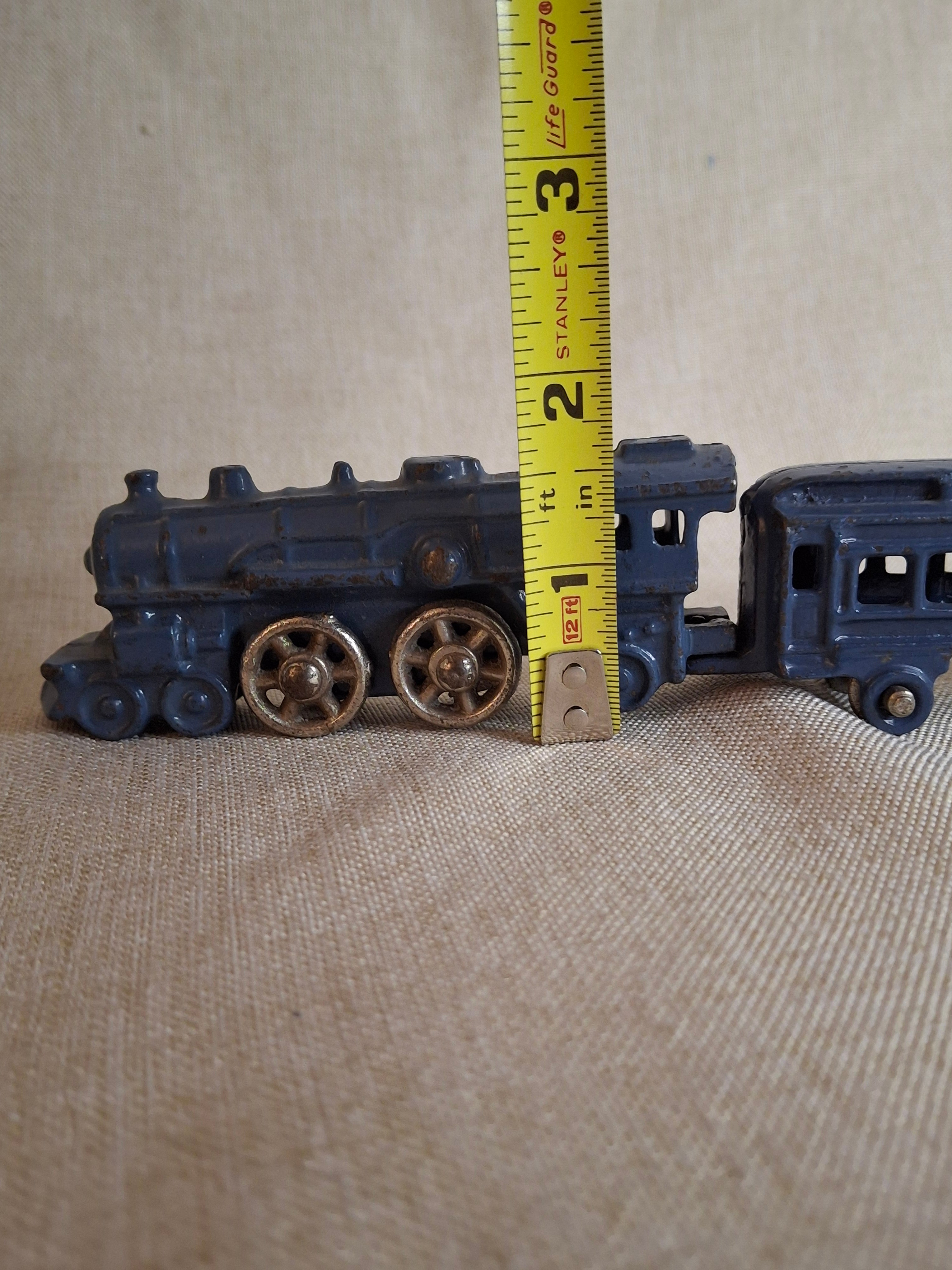 Antique Pre-War Kilgore Cast Iron Toy Floor Train Set – 3 Pieces Blue Paint