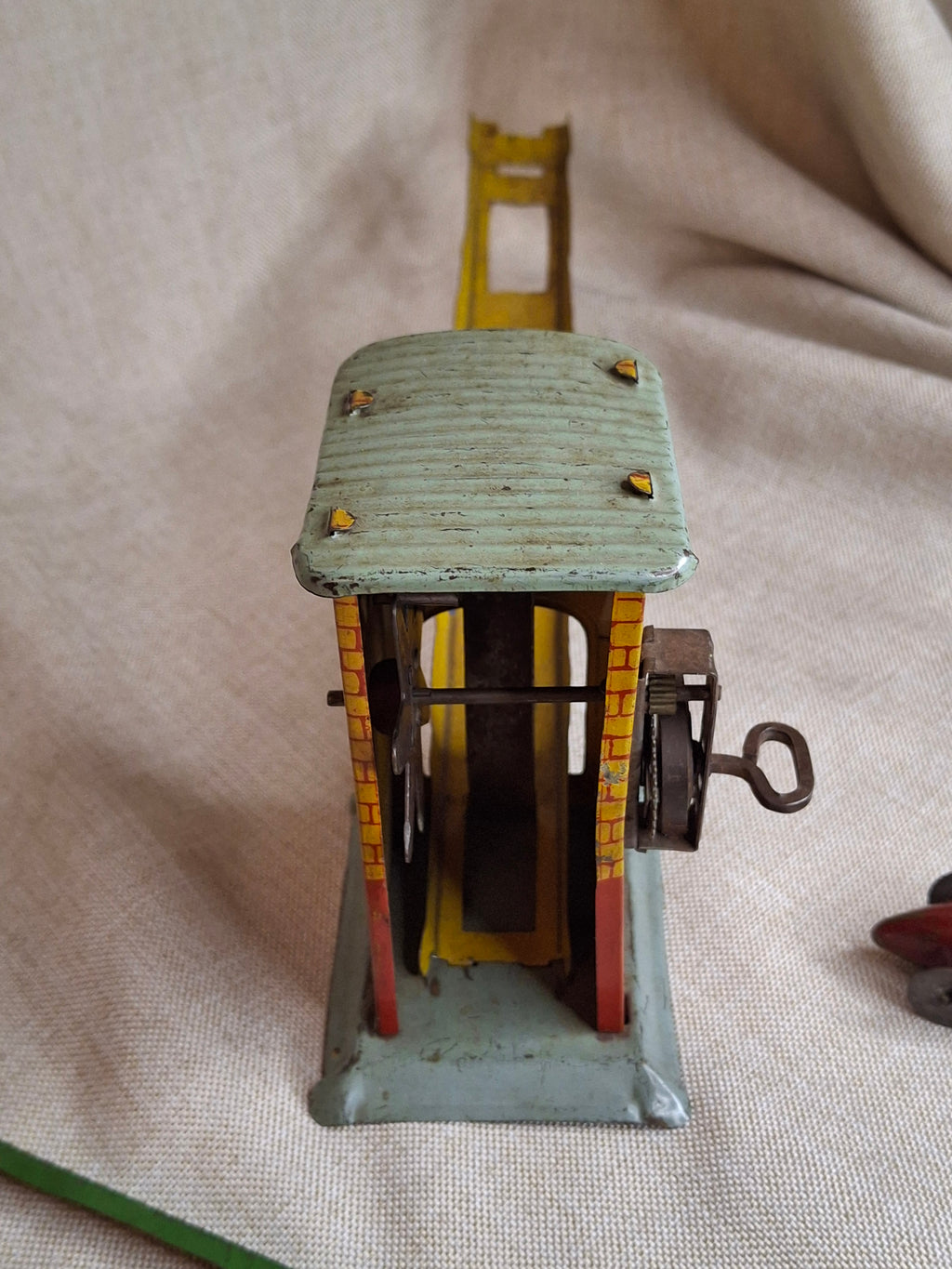 Vintage 1930s Louis Marx "Busy Parking Station" Tin Litho Wind-Up Toy w/ Car & Track