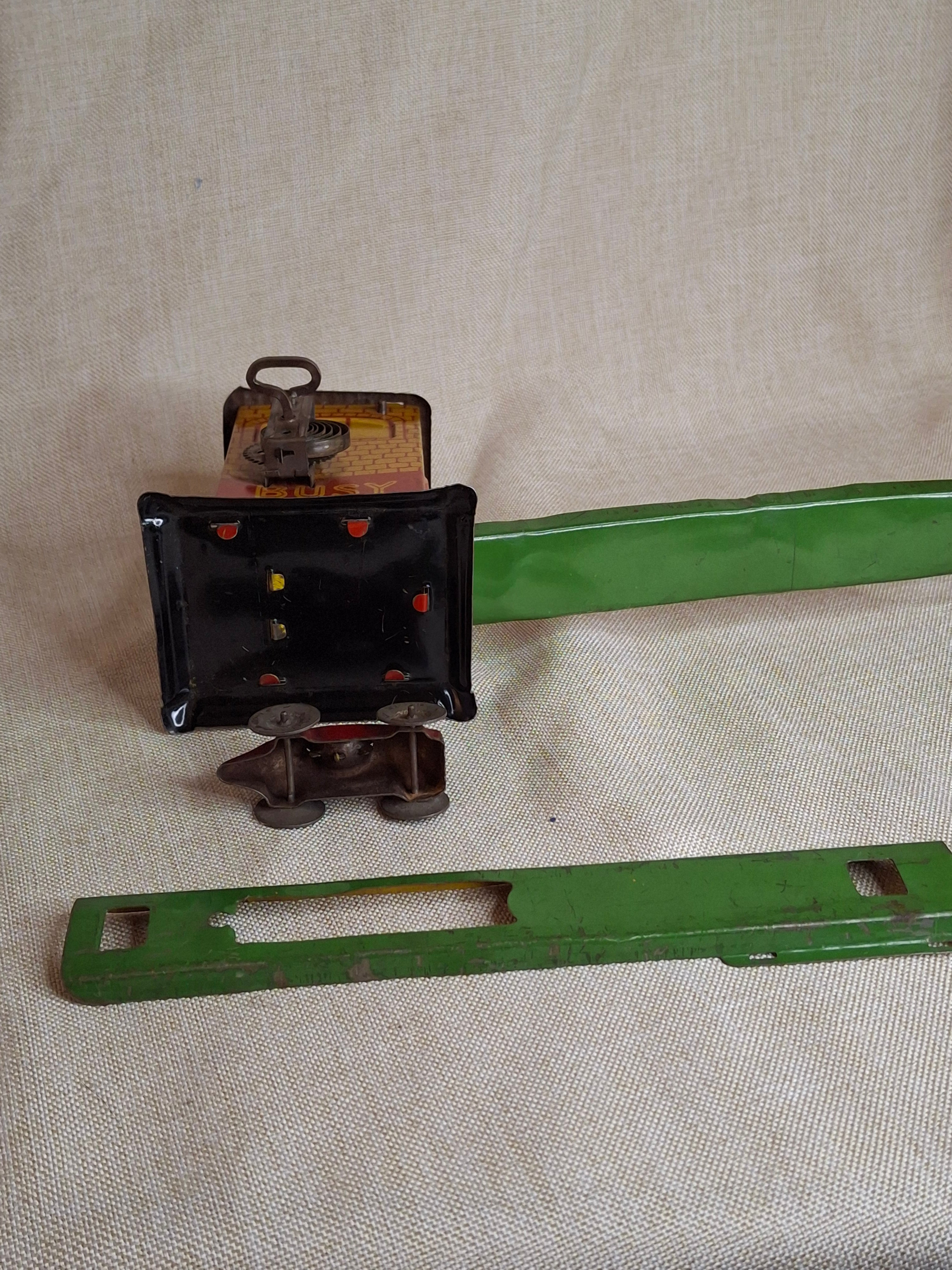 Vintage 1930s Louis Marx "Busy Parking Station" Tin Litho Wind-Up Toy w/ Car & Track