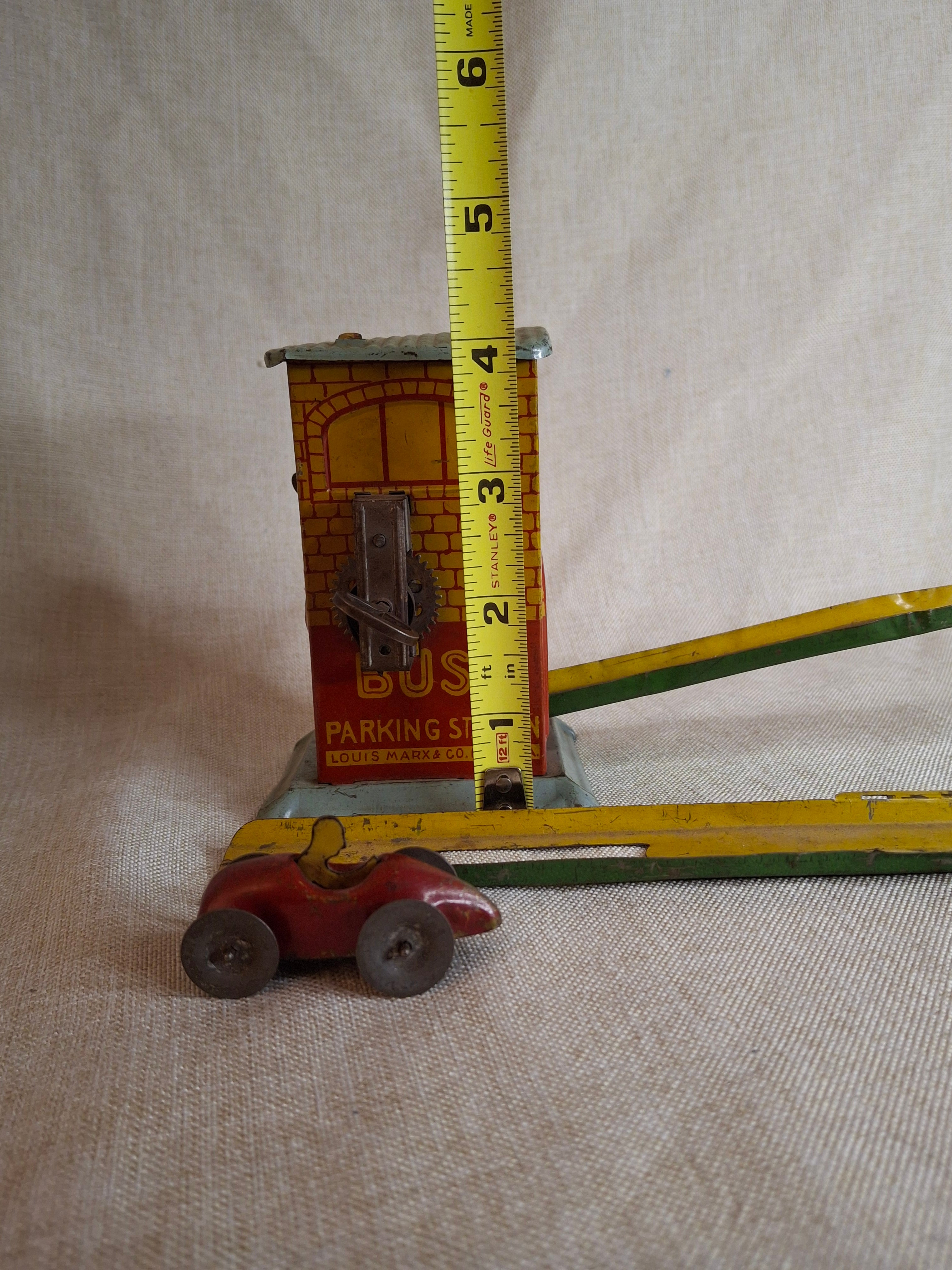 Vintage 1930s Louis Marx "Busy Parking Station" Tin Litho Wind-Up Toy w/ Car & Track