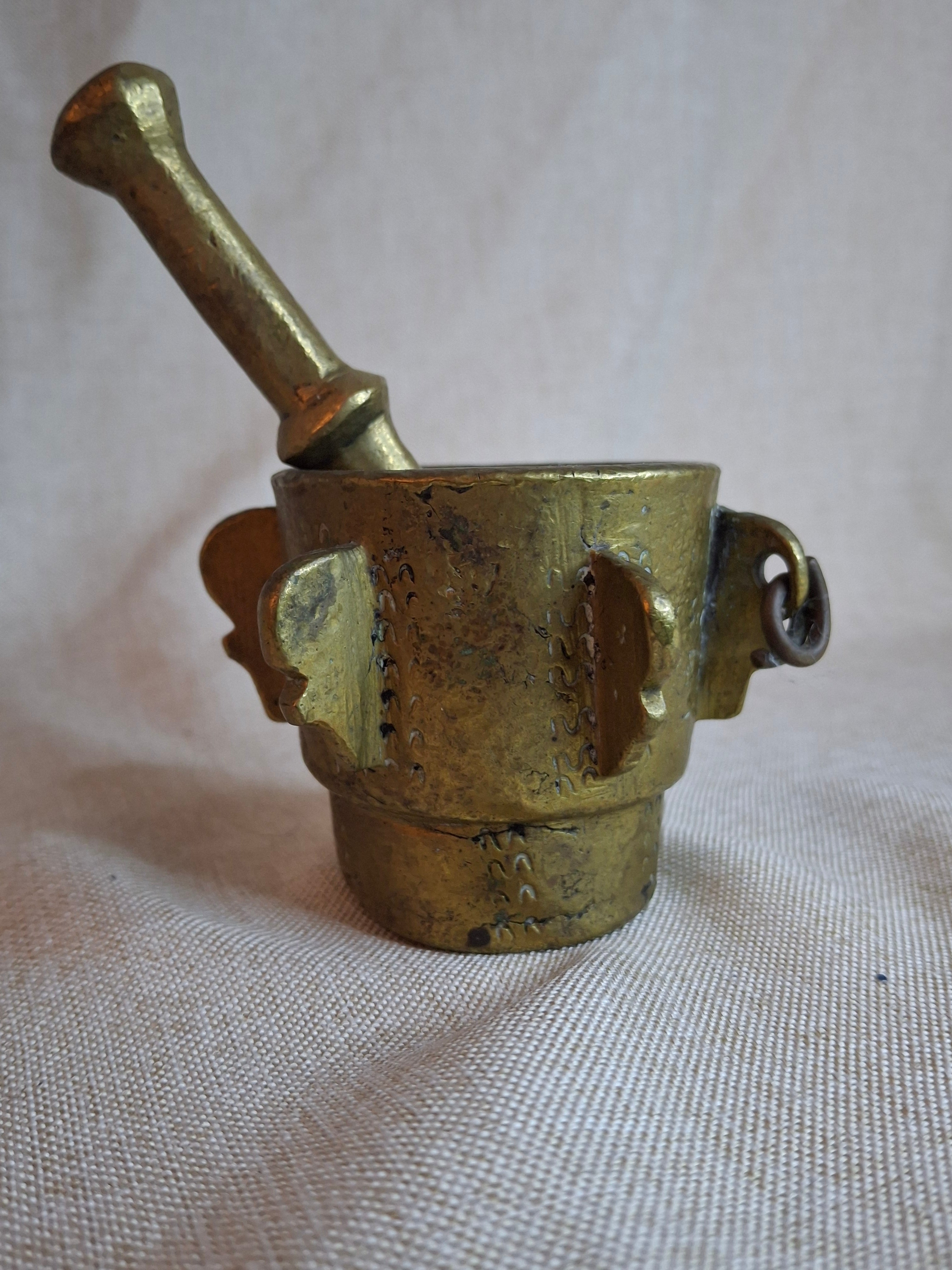 16th or 17th C? Spanish Renaissance Bronze Mortar and Pestle Ribbed Fin Judaica Antiquity