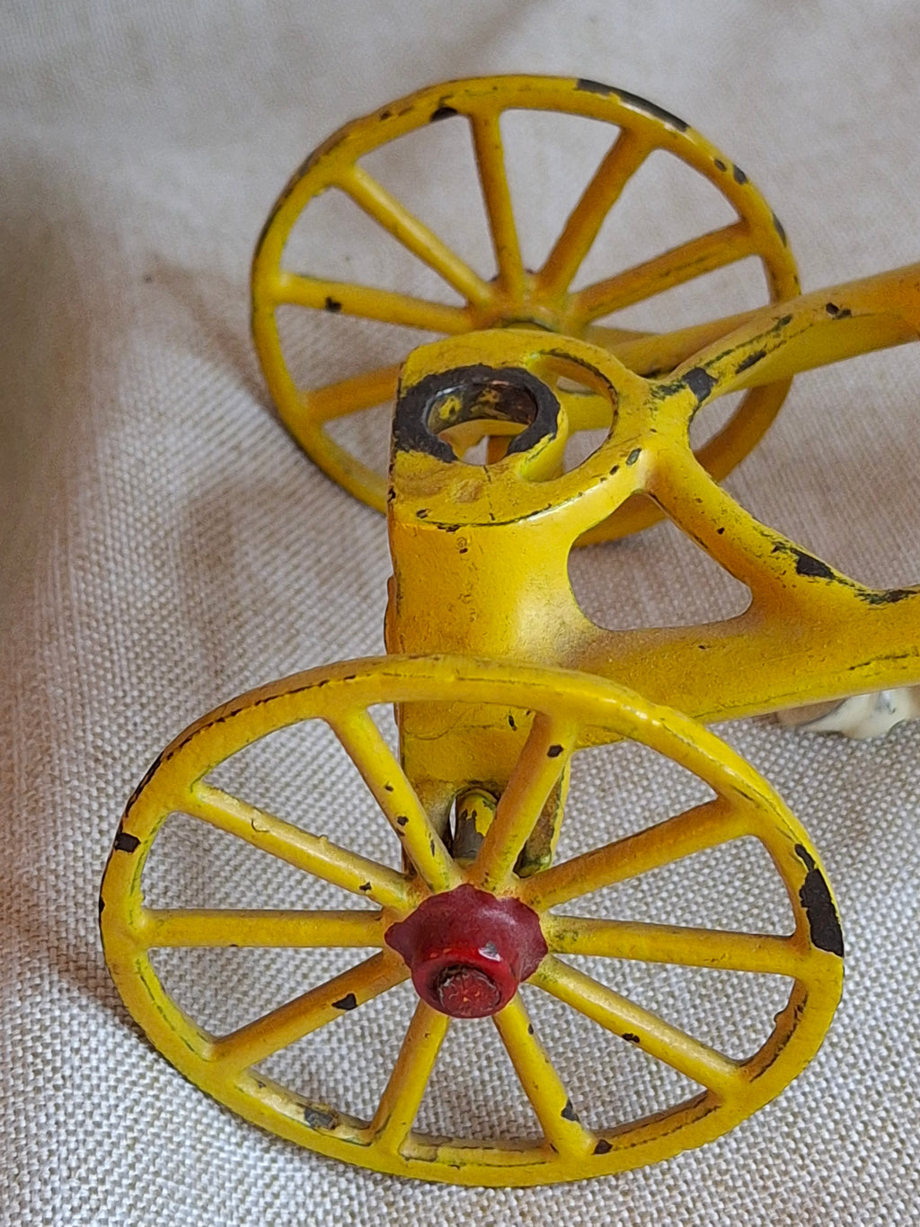 Antique Cast Iron Kenton Cabriolet Hansom Cab Carriage Toy - Original Figures