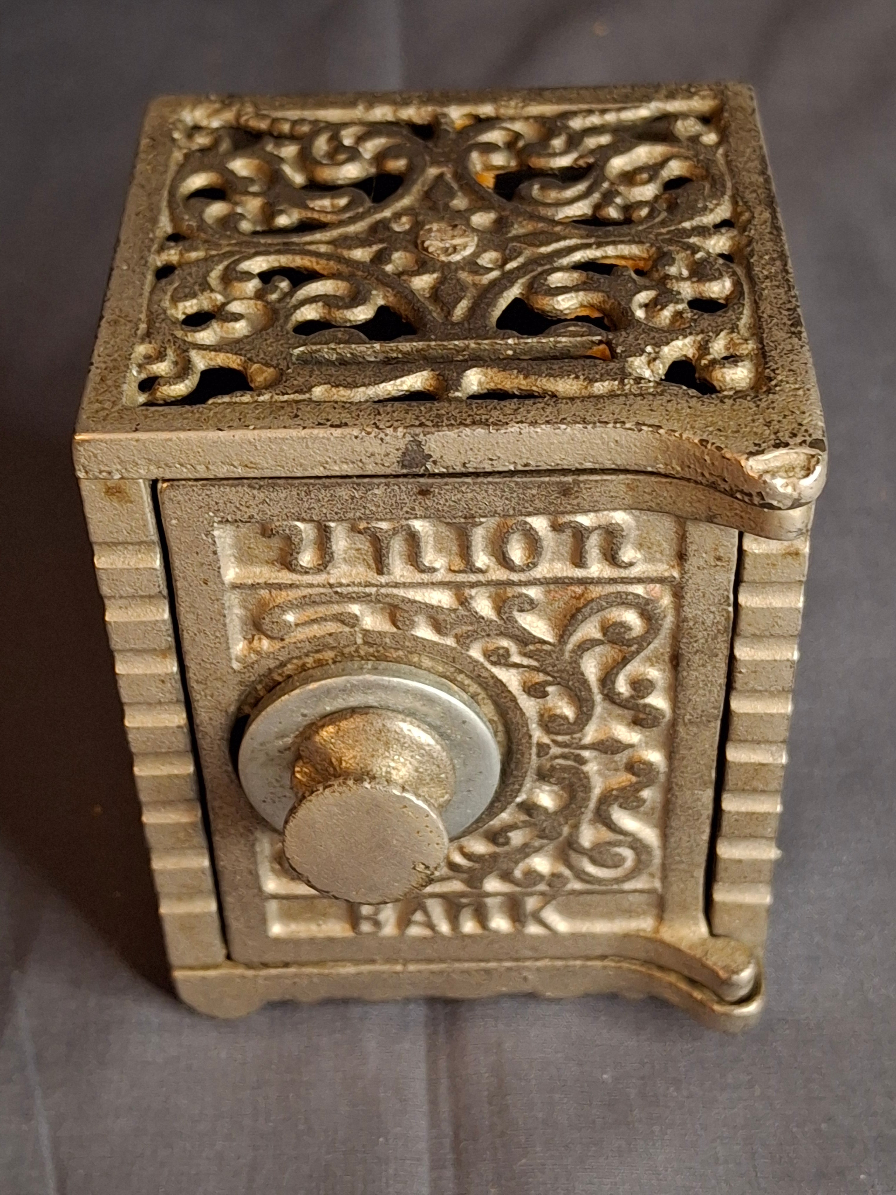 Antique Kenton Brand Union Bank Cast Iron Safe Still Coin Bank, Circa 1910