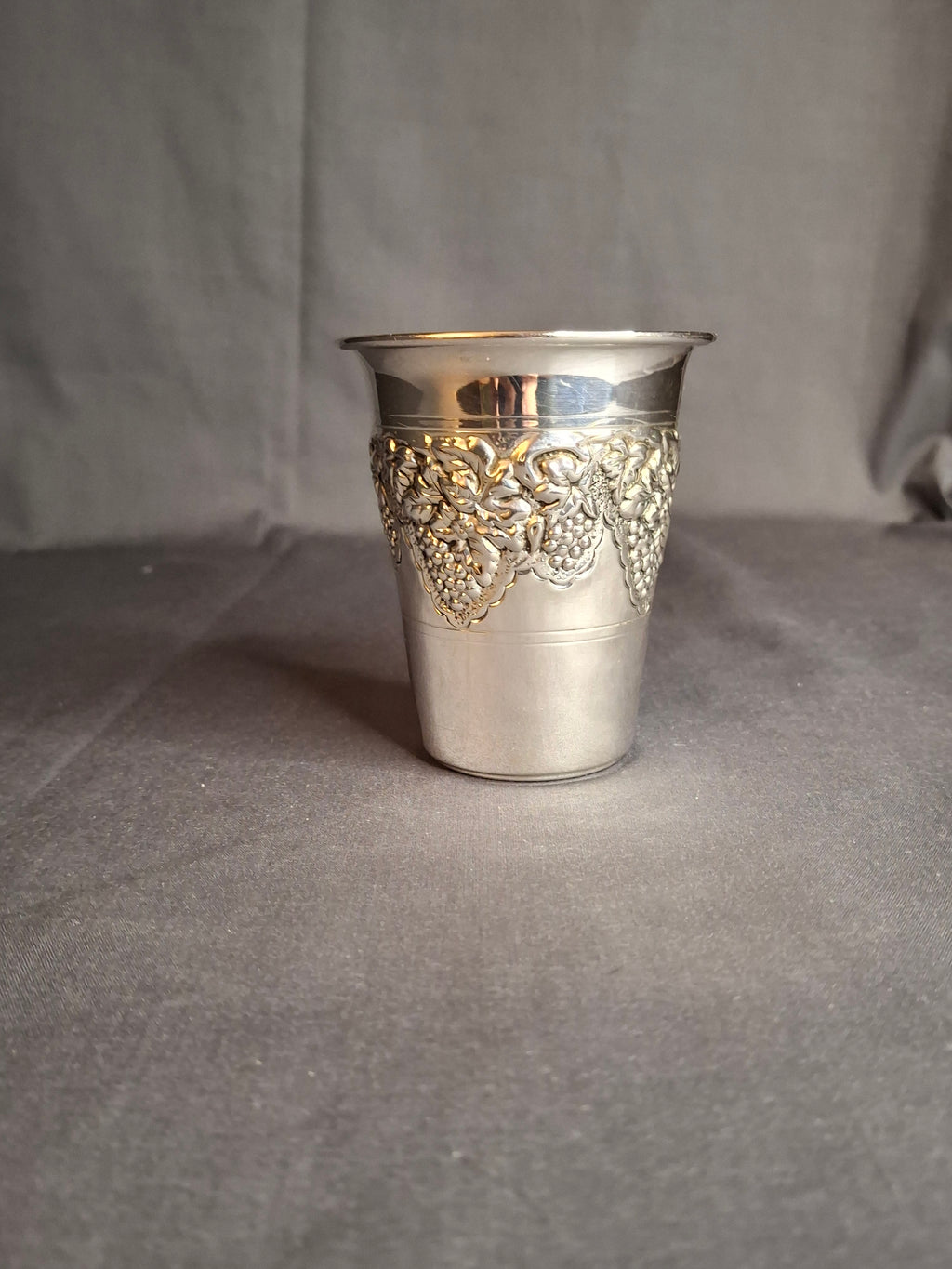 Vintage Hazorfim Sterling Silver Kiddush Cup Grape Motif Gold Wash Interior 47g