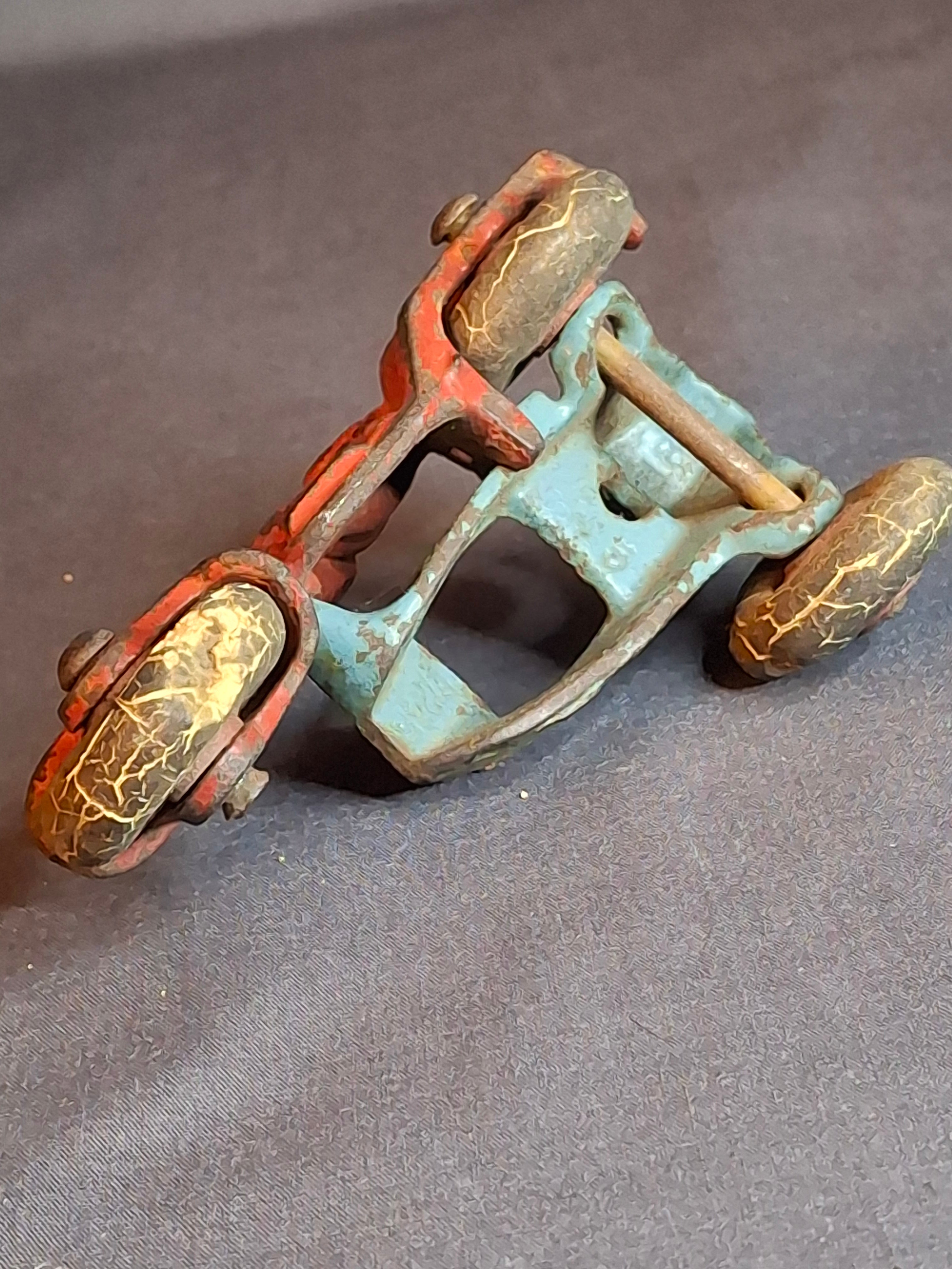 Vintage 1930s Hubley Cast Iron COP Police Motorcycle w/ Sidecar Toy 1724B Original Paint