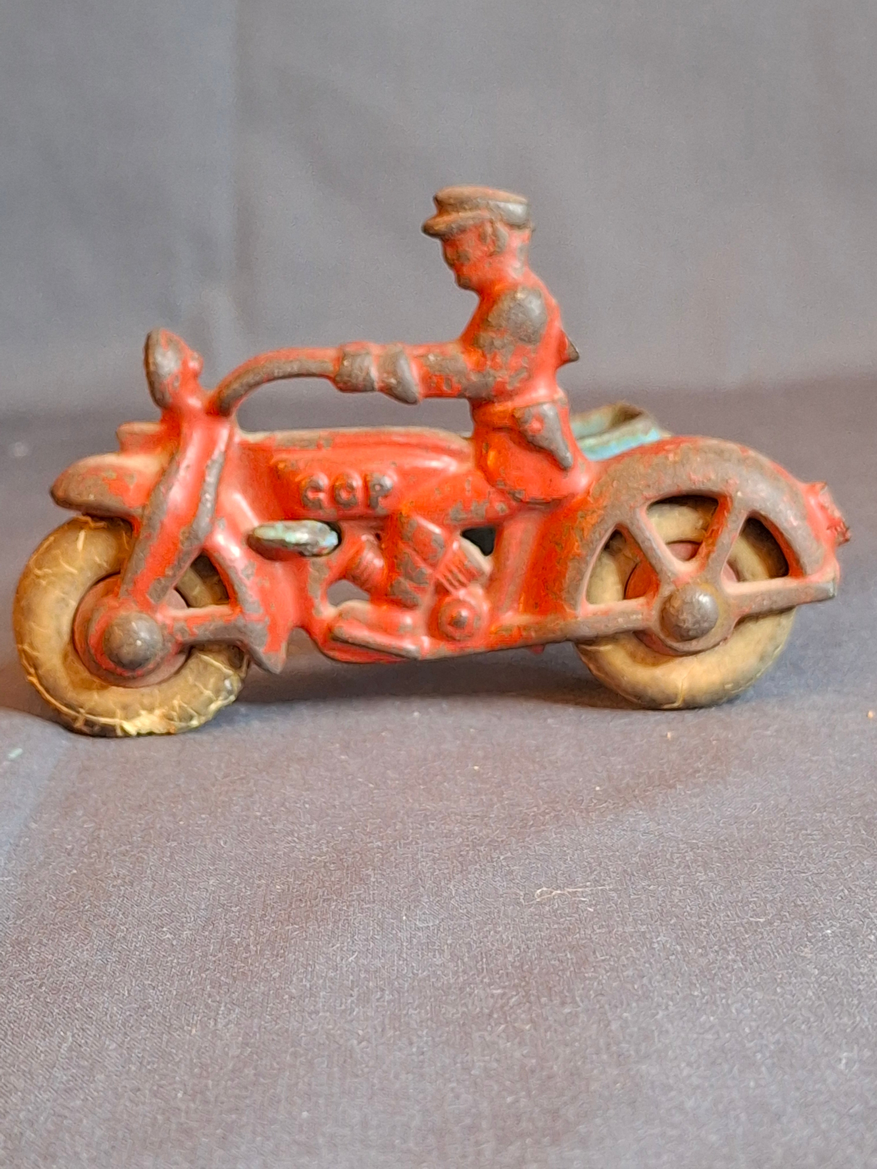 Vintage 1930s Hubley Cast Iron COP Police Motorcycle w/ Sidecar Toy 1724B Original Paint