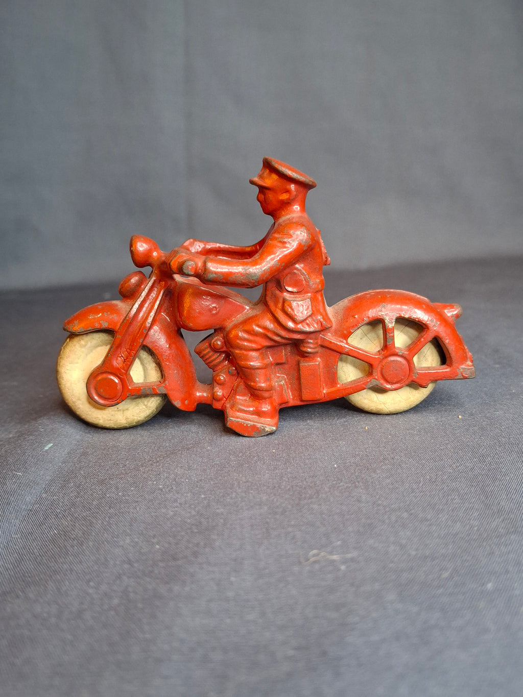 Antique 1930s Hubley Cast Iron Police Motorcycle Toy Red Cop Original Tires 4"