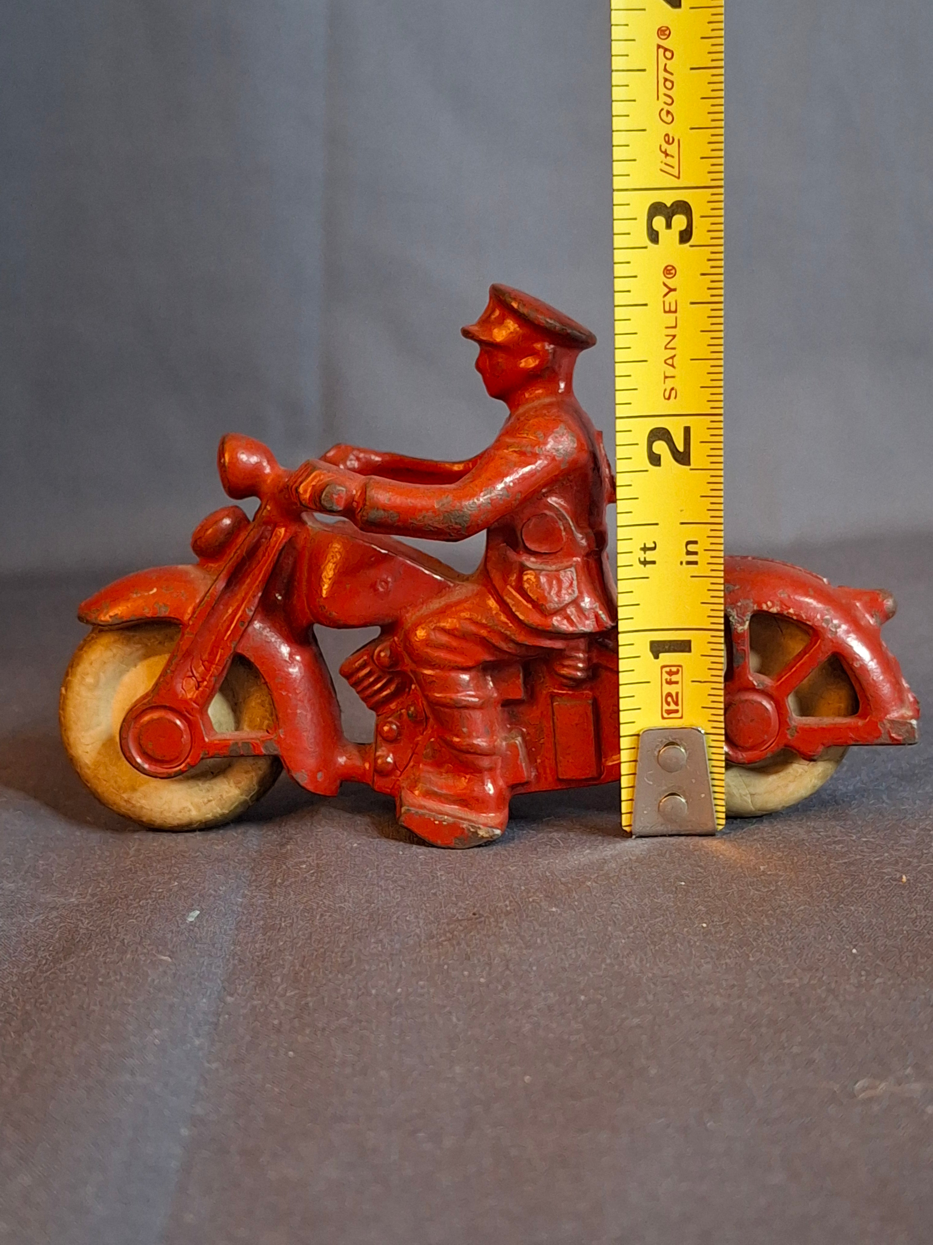 Antique 1930s Hubley Cast Iron Police Motorcycle Toy Red Cop Original Tires 4"