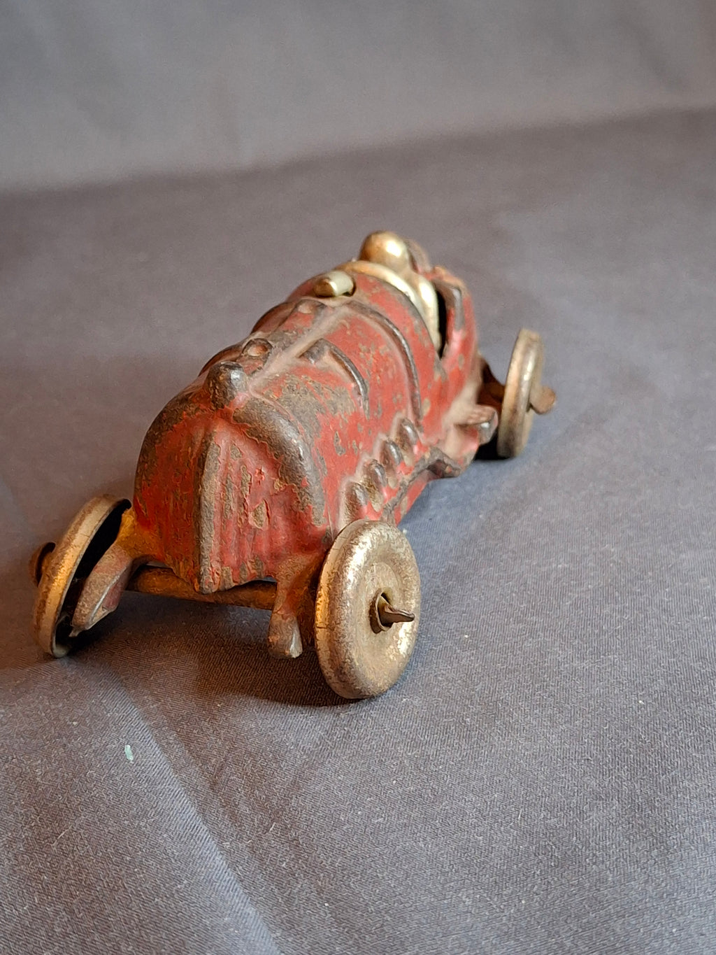 Antique Hubley Cast Iron Race Car No. 7 Vintage 1930s Toy Racer w/ Driver 5"