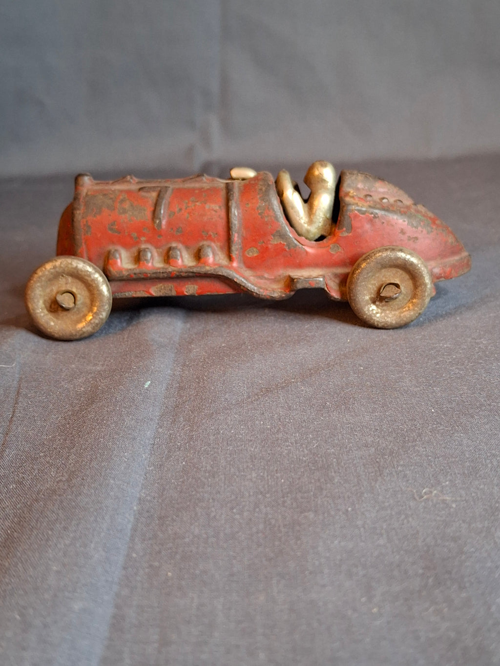 Antique Hubley Cast Iron Race Car No. 7 Vintage 1930s Toy Racer w/ Driver 5"