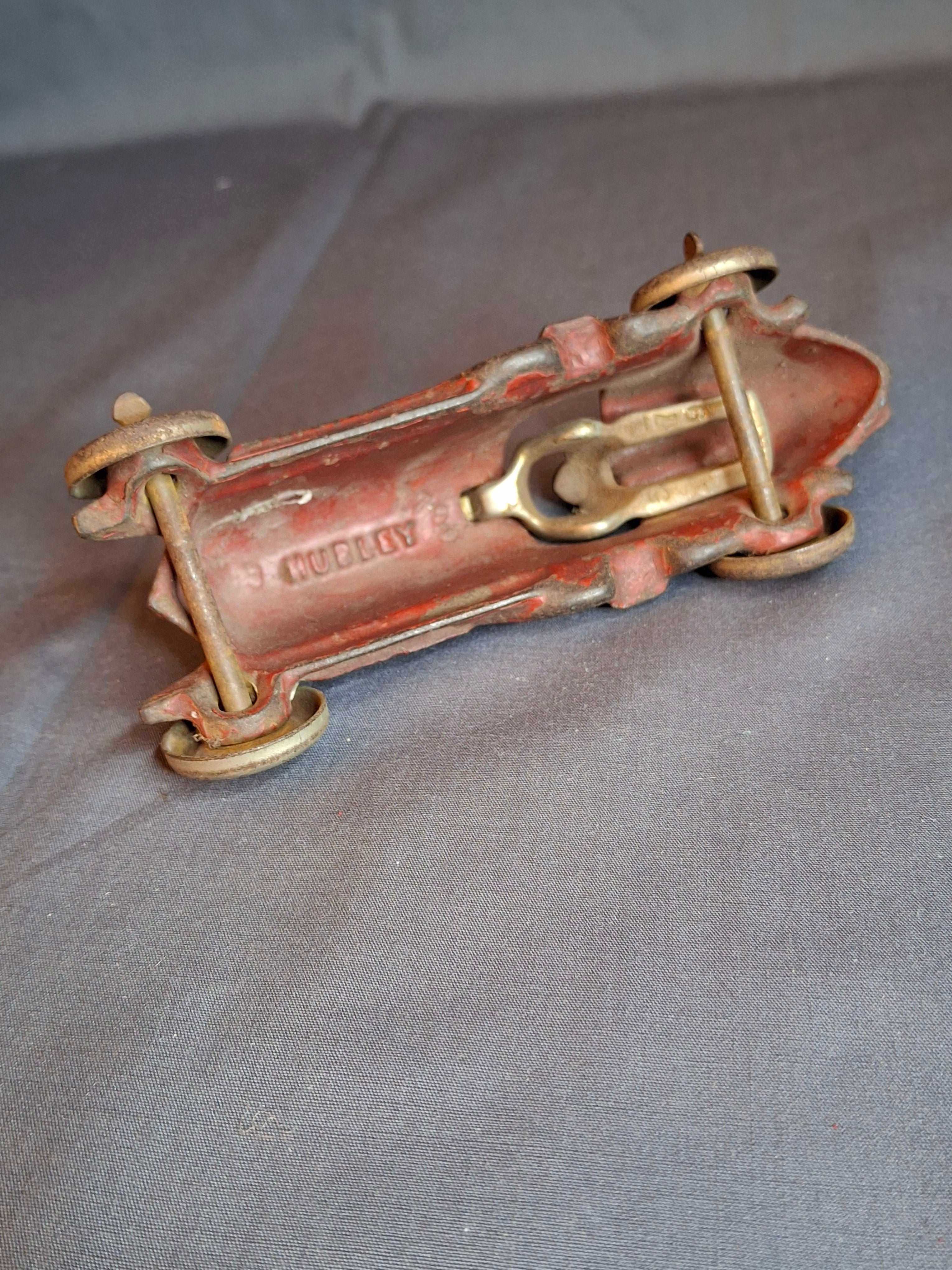 Antique Hubley Cast Iron Race Car No. 7 Vintage 1930s Toy Racer w/ Driver 5"