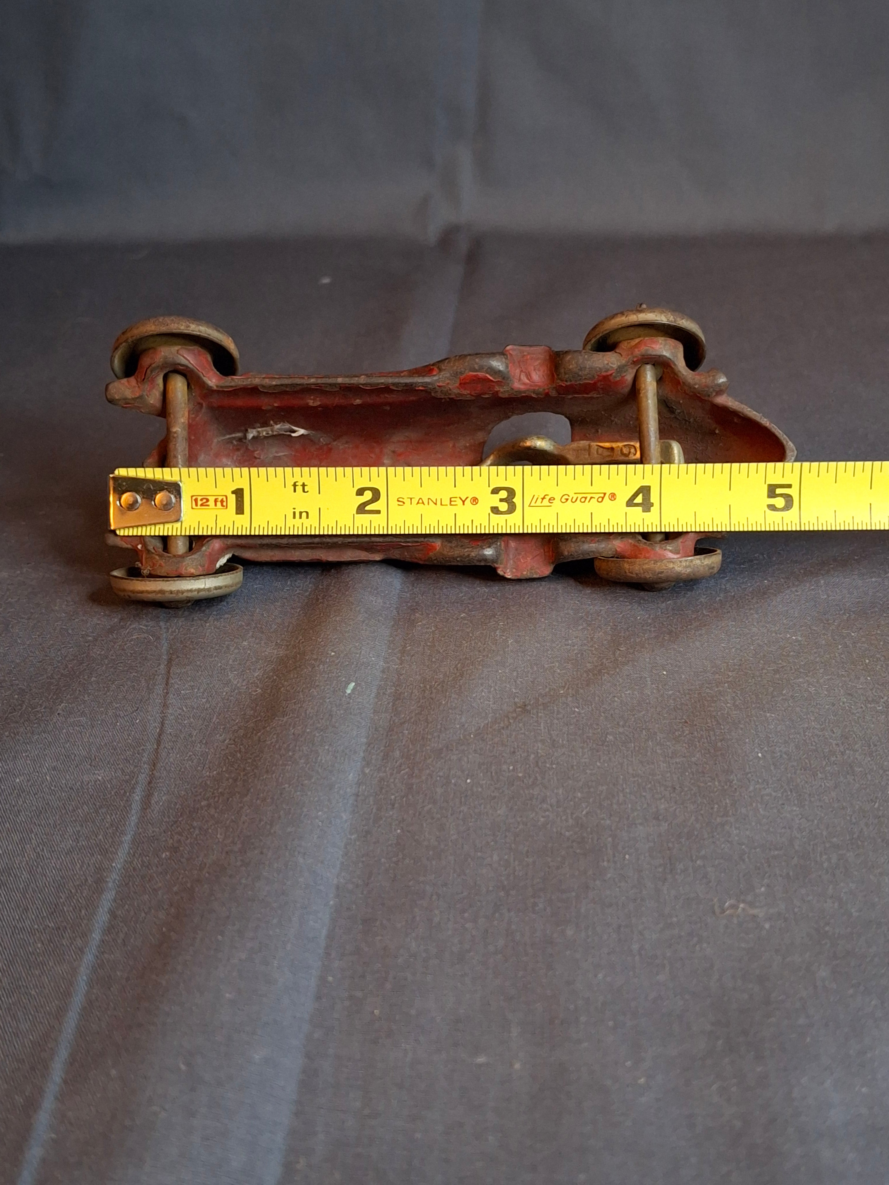 Antique Hubley Cast Iron Race Car No. 7 Vintage 1930s Toy Racer w/ Driver 5"