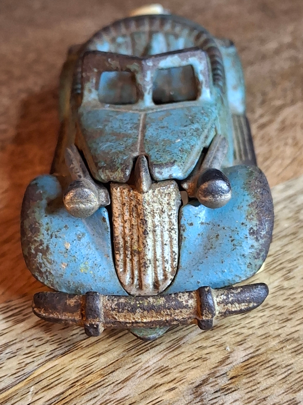 Vintage Hubley Cast Iron Chrysler Airflow Sedan Toy Car Patd 1991654 1930s Blue 5"