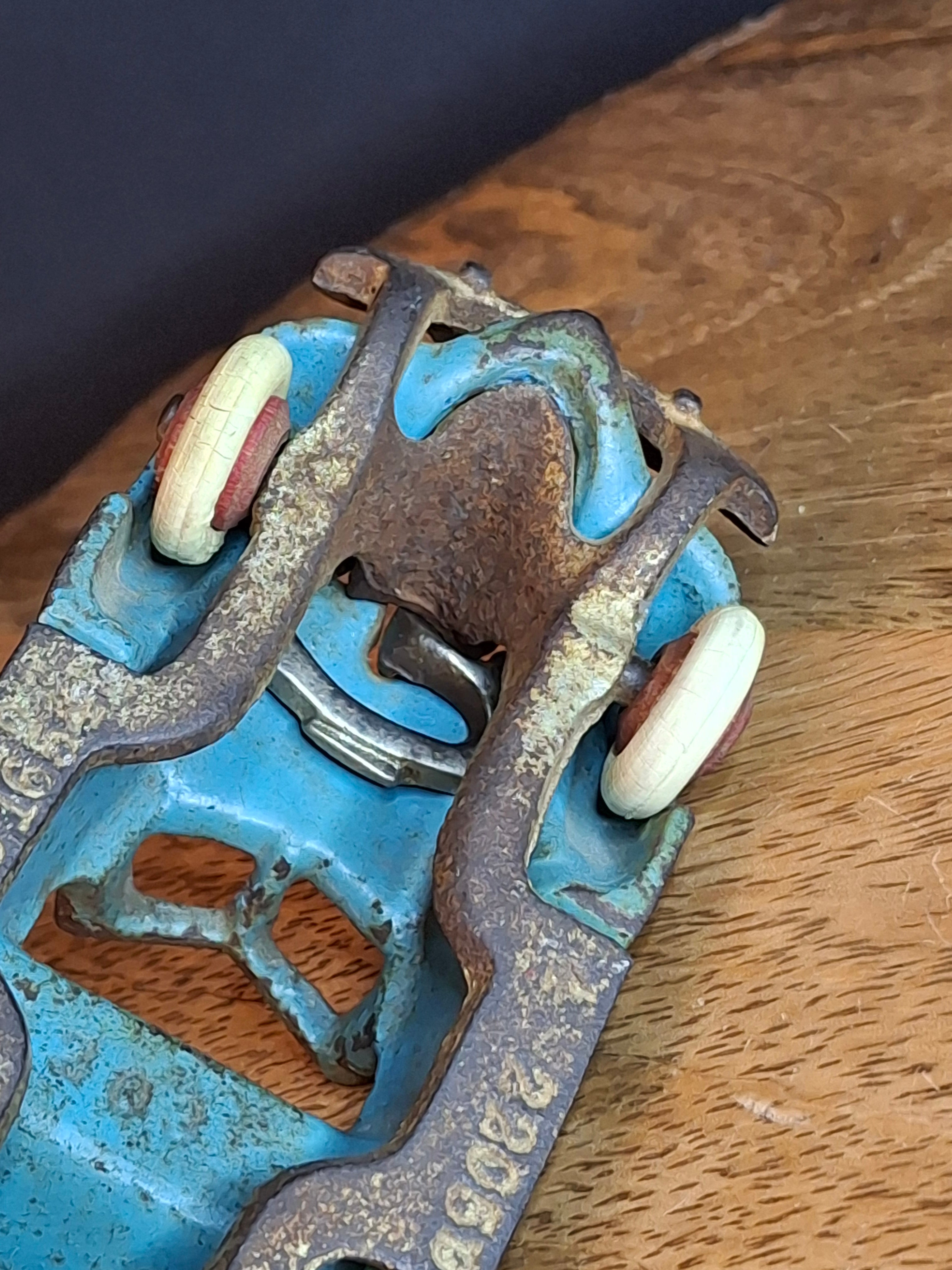 Vintage Hubley Cast Iron Chrysler Airflow Sedan Toy Car Patd 1991654 1930s Blue 5"