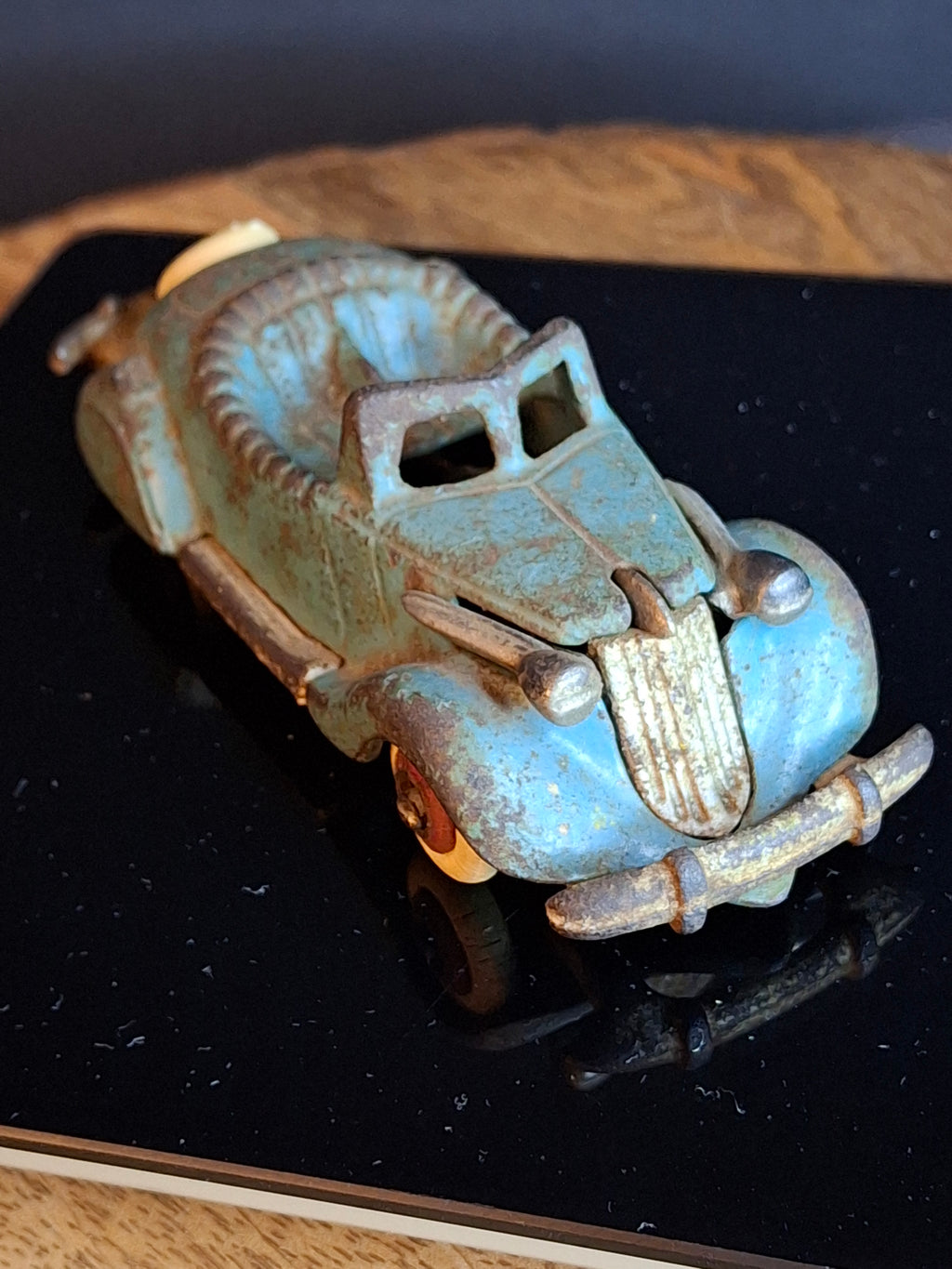 Vintage Hubley Cast Iron Chrysler Airflow Sedan Toy Car Patd 1991654 1930s Blue 5"