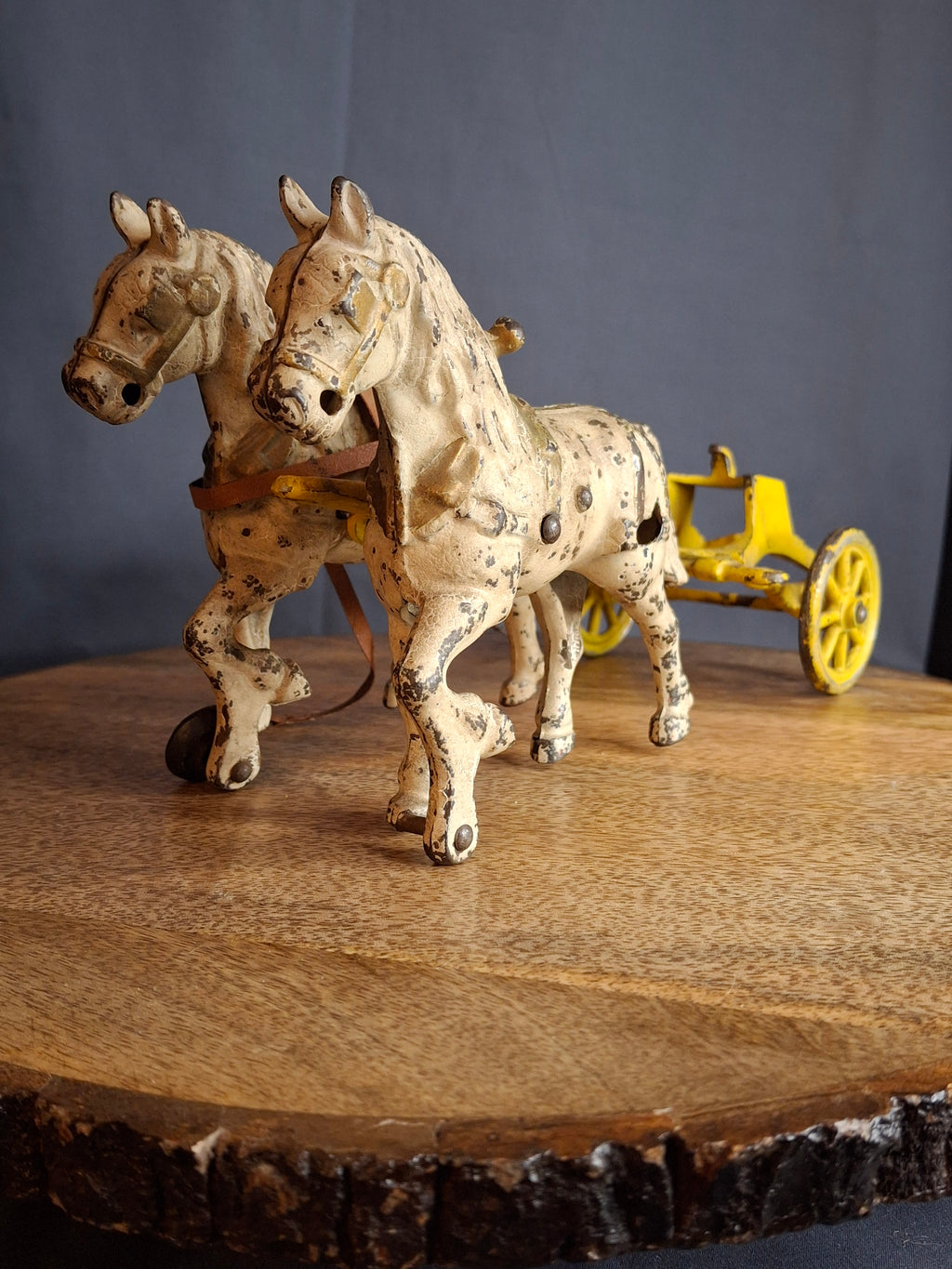 Antique Kenton Overland Circus Cast Iron Wagon Horse Drawn Toy 14" Driver Ex Condition