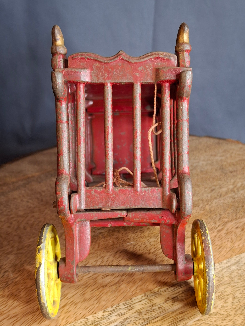 Antique Kenton Overland Circus Cast Iron Wagon Horse Drawn Toy 14" Driver Ex Condition
