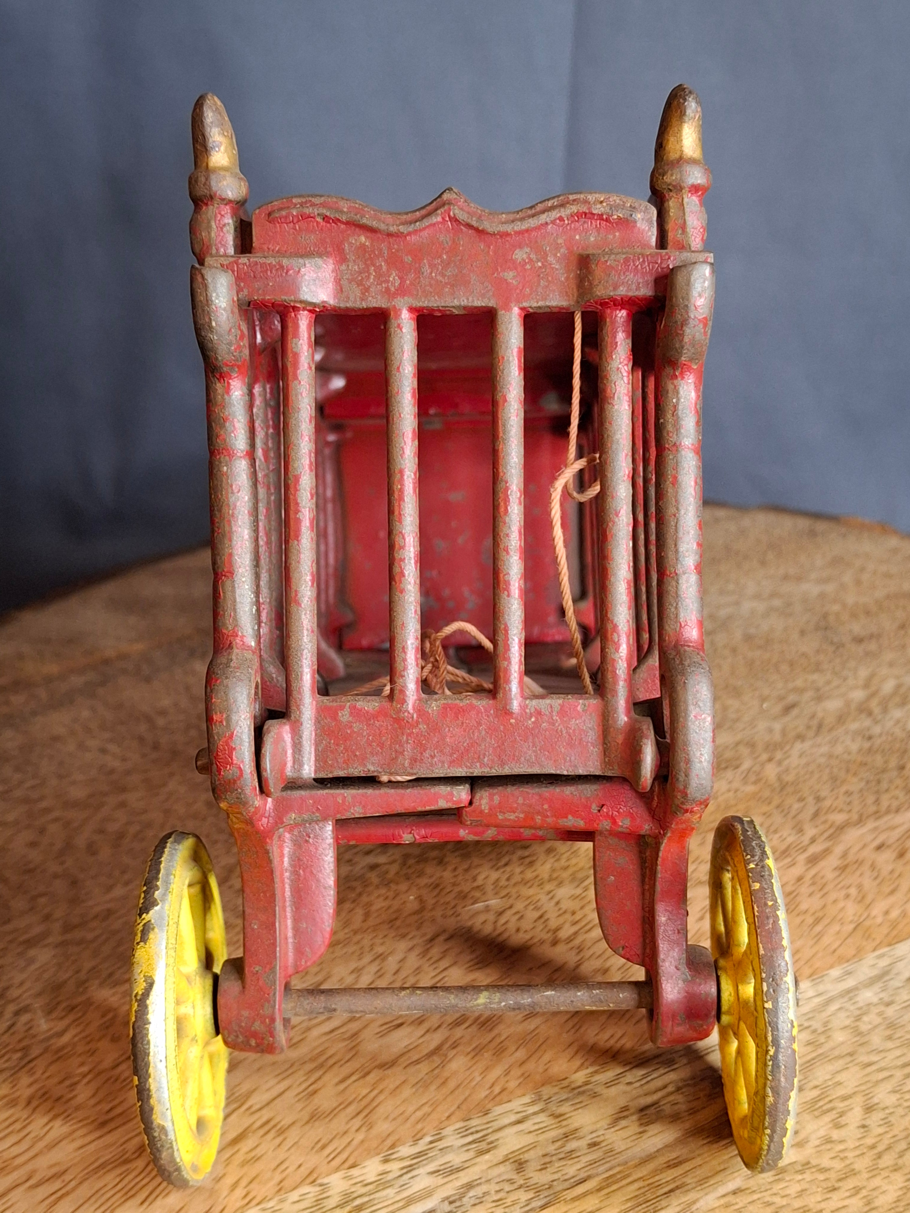 Antique Kenton Overland Circus Cast Iron Wagon Horse Drawn Toy 14" Driver Ex Condition